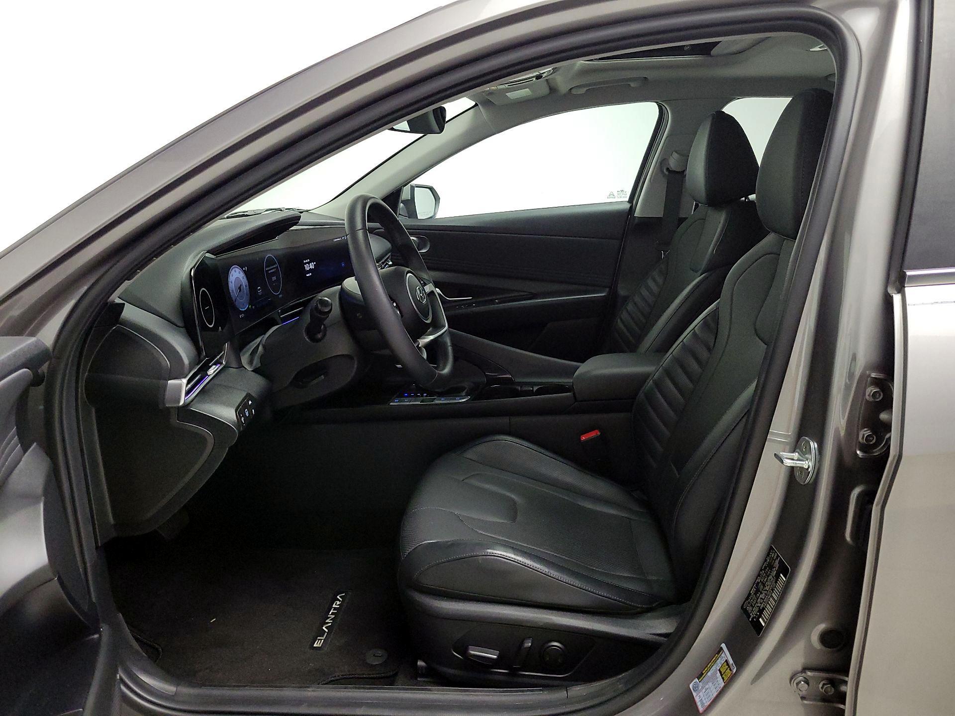 Thumbnail: 2023 Hyundai Elantra - 11