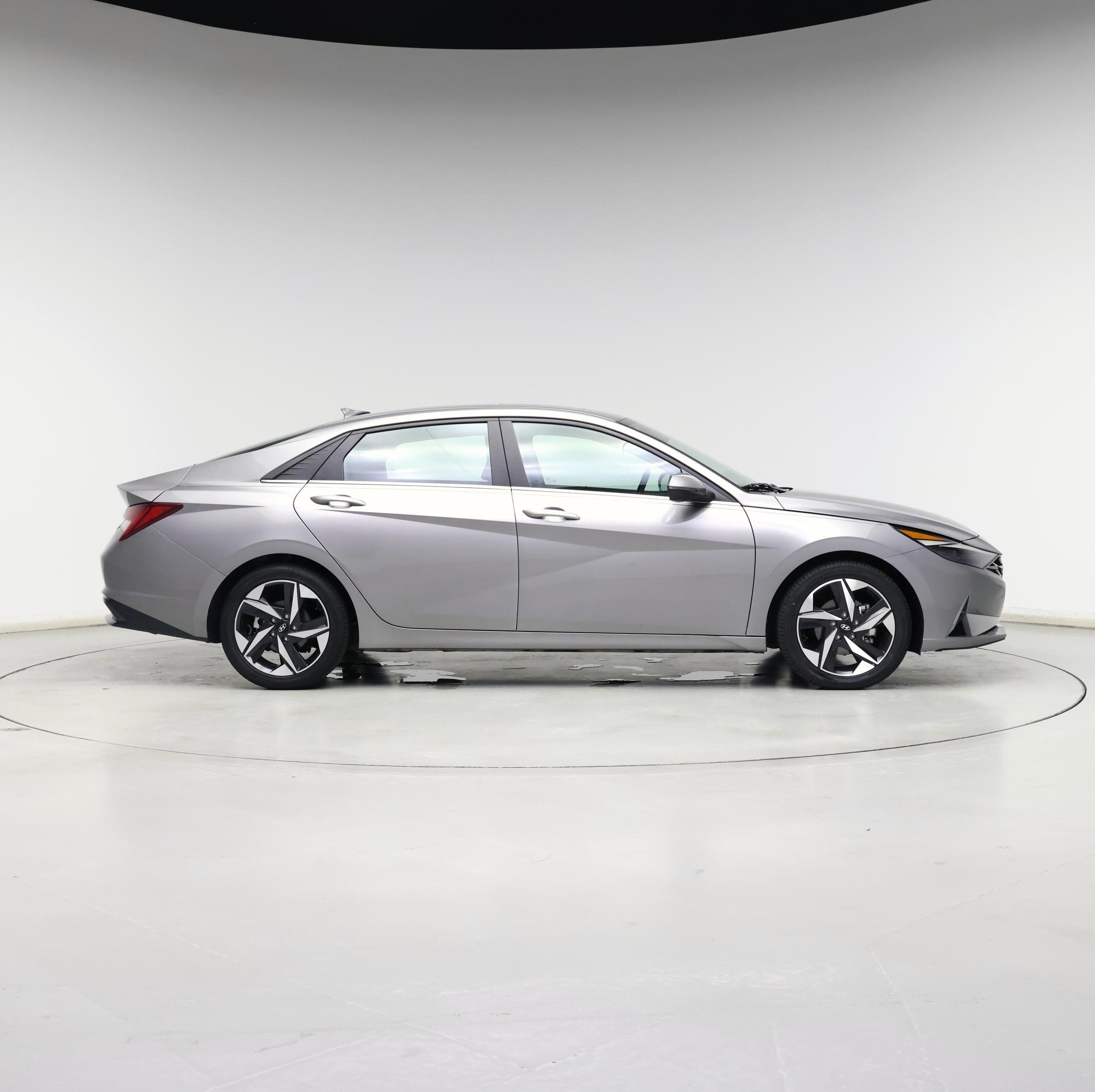 Thumbnail: 2023 Hyundai Elantra - 7