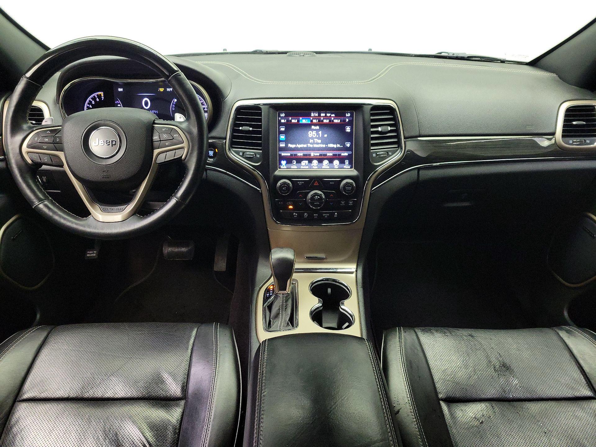 Thumbnail: 2016 Jeep Grand Cherokee - 9