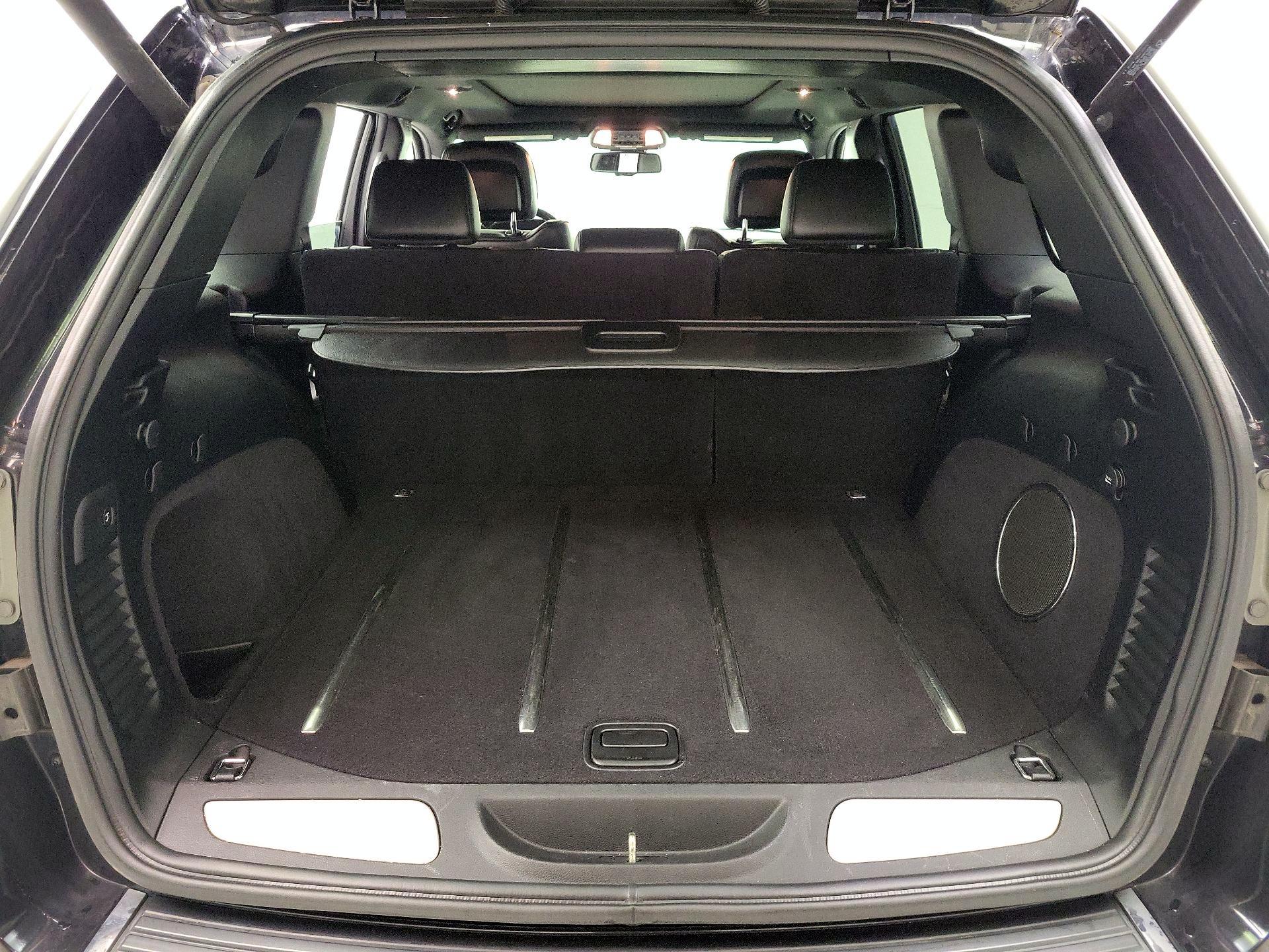 Thumbnail: 2016 Jeep Grand Cherokee - 20