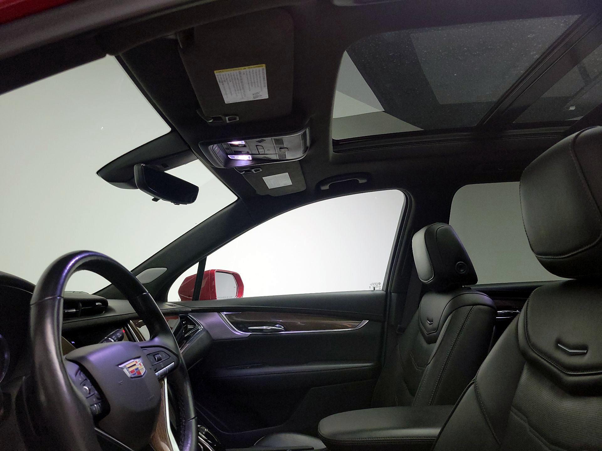 Thumbnail: 2020 Cadillac XT6 - 20