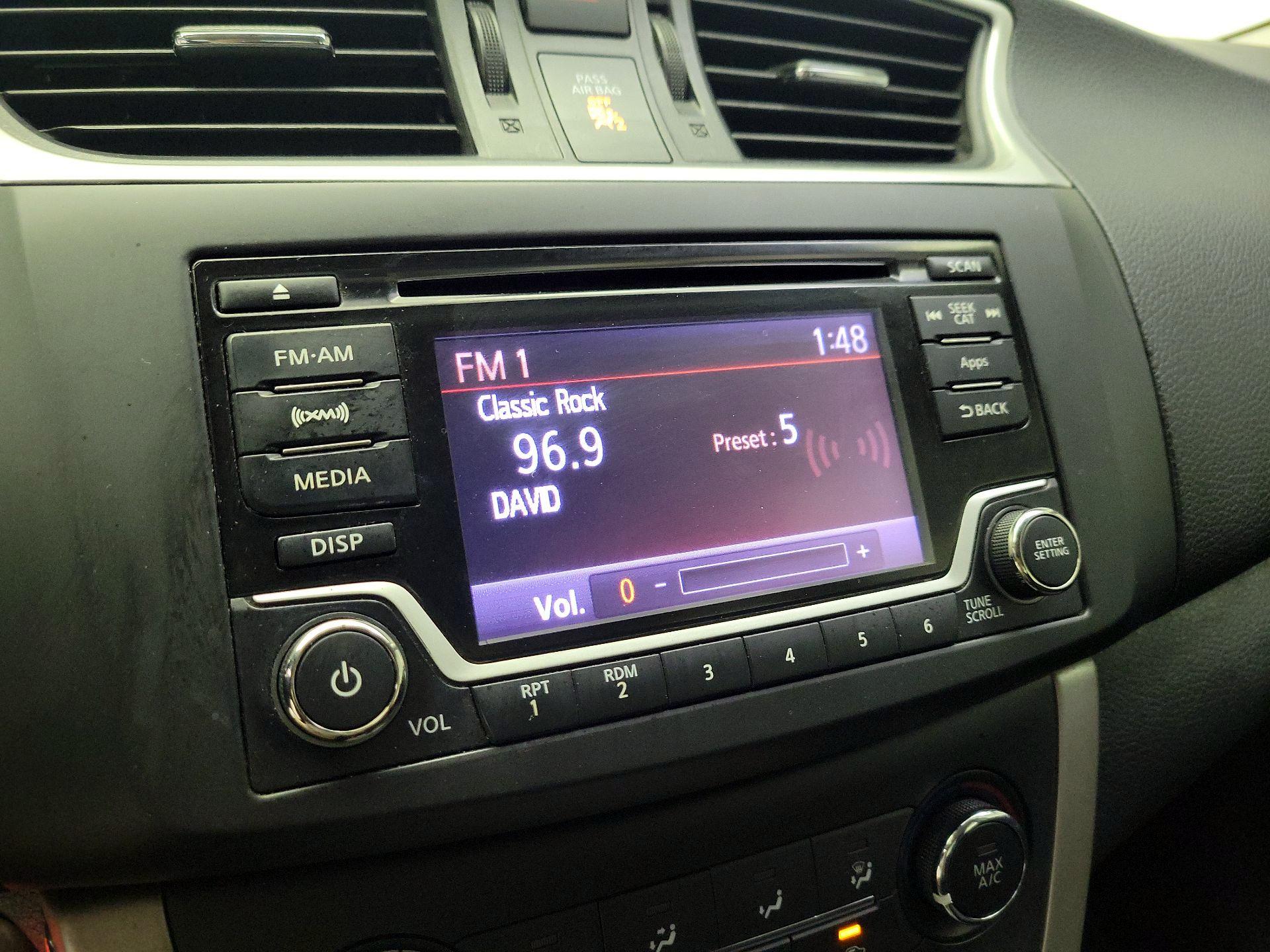 Thumbnail: 2015 Nissan Sentra - 15