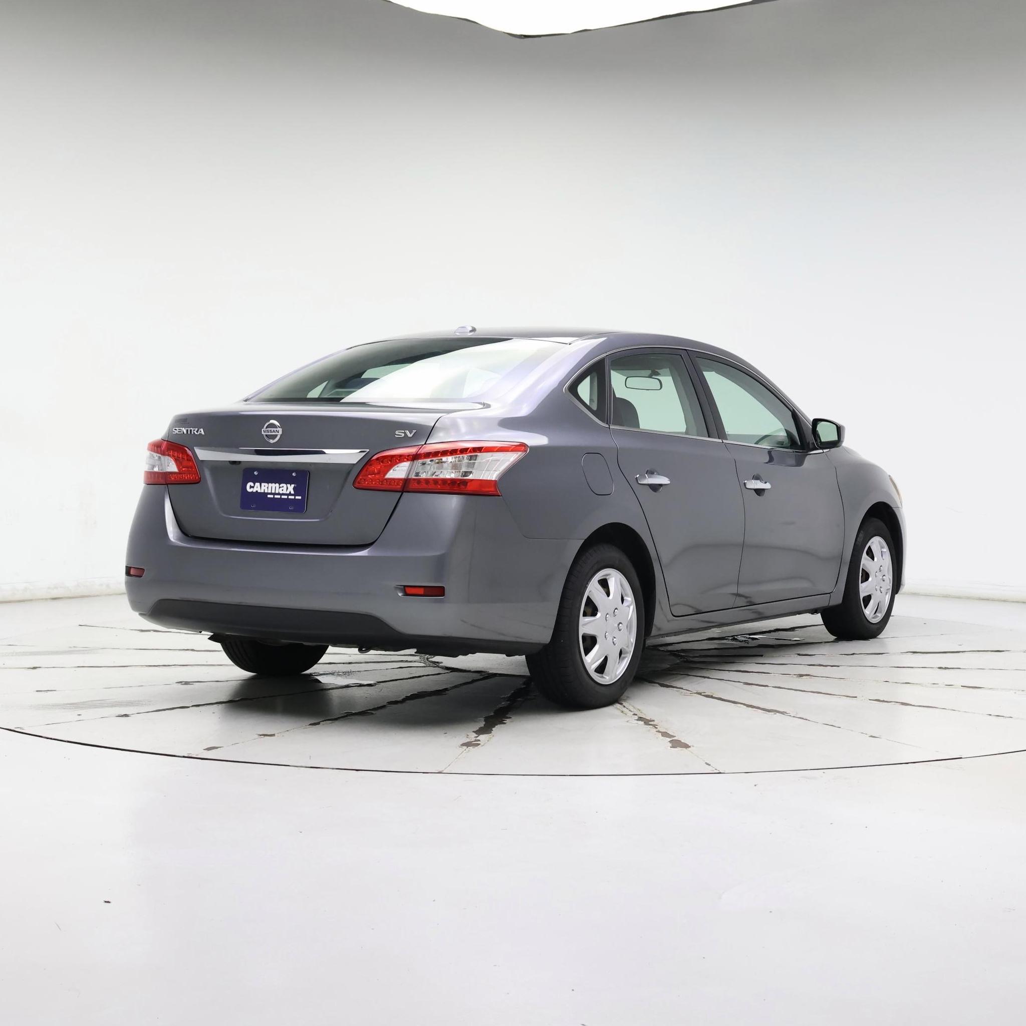 Thumbnail: 2015 Nissan Sentra - 8