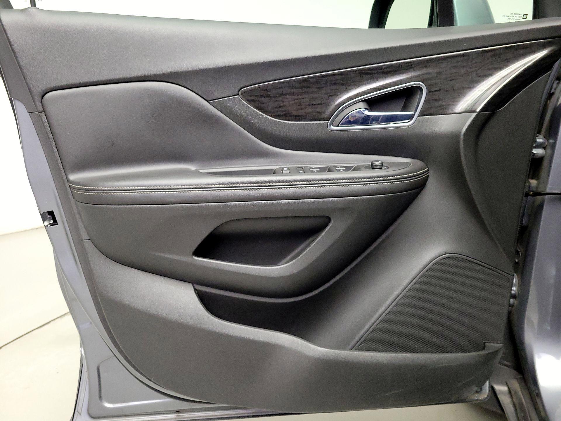 Thumbnail: 2014 Buick Encore - 12