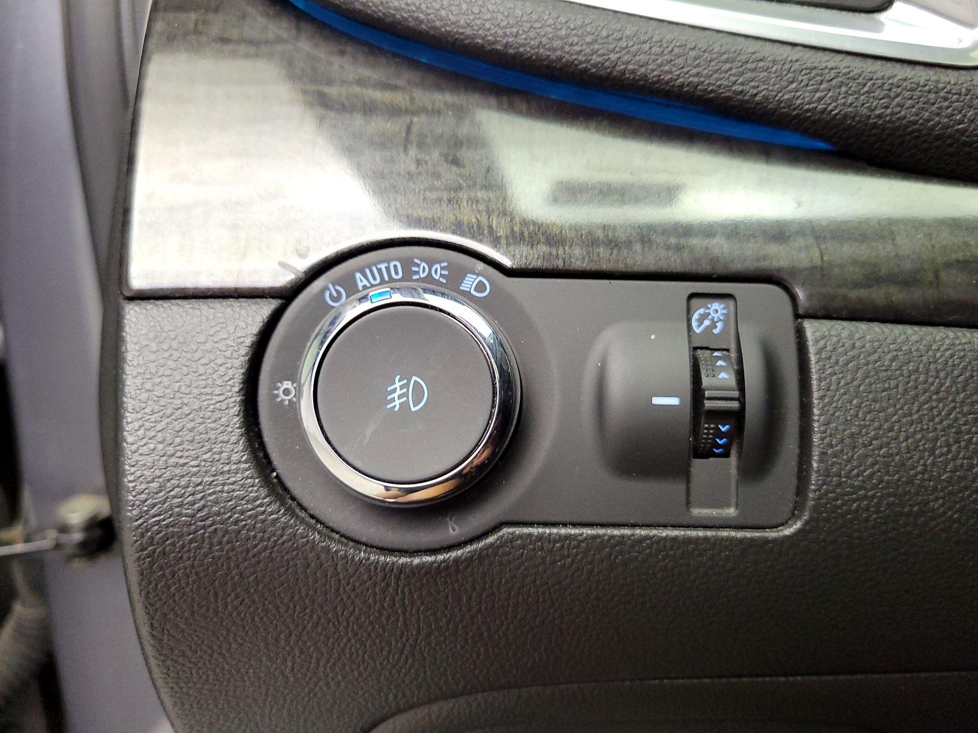Thumbnail: 2014 Buick Encore - 13
