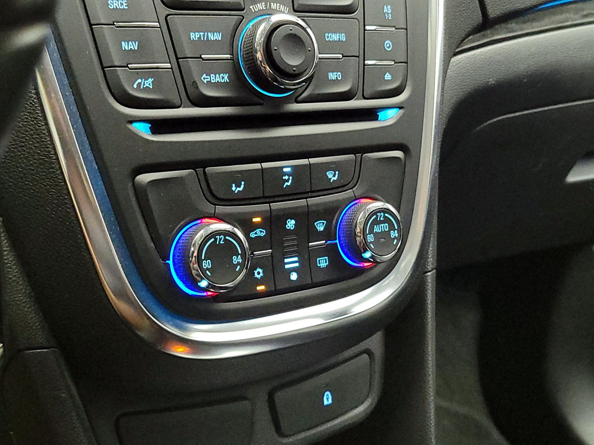 Thumbnail: 2014 Buick Encore - 16