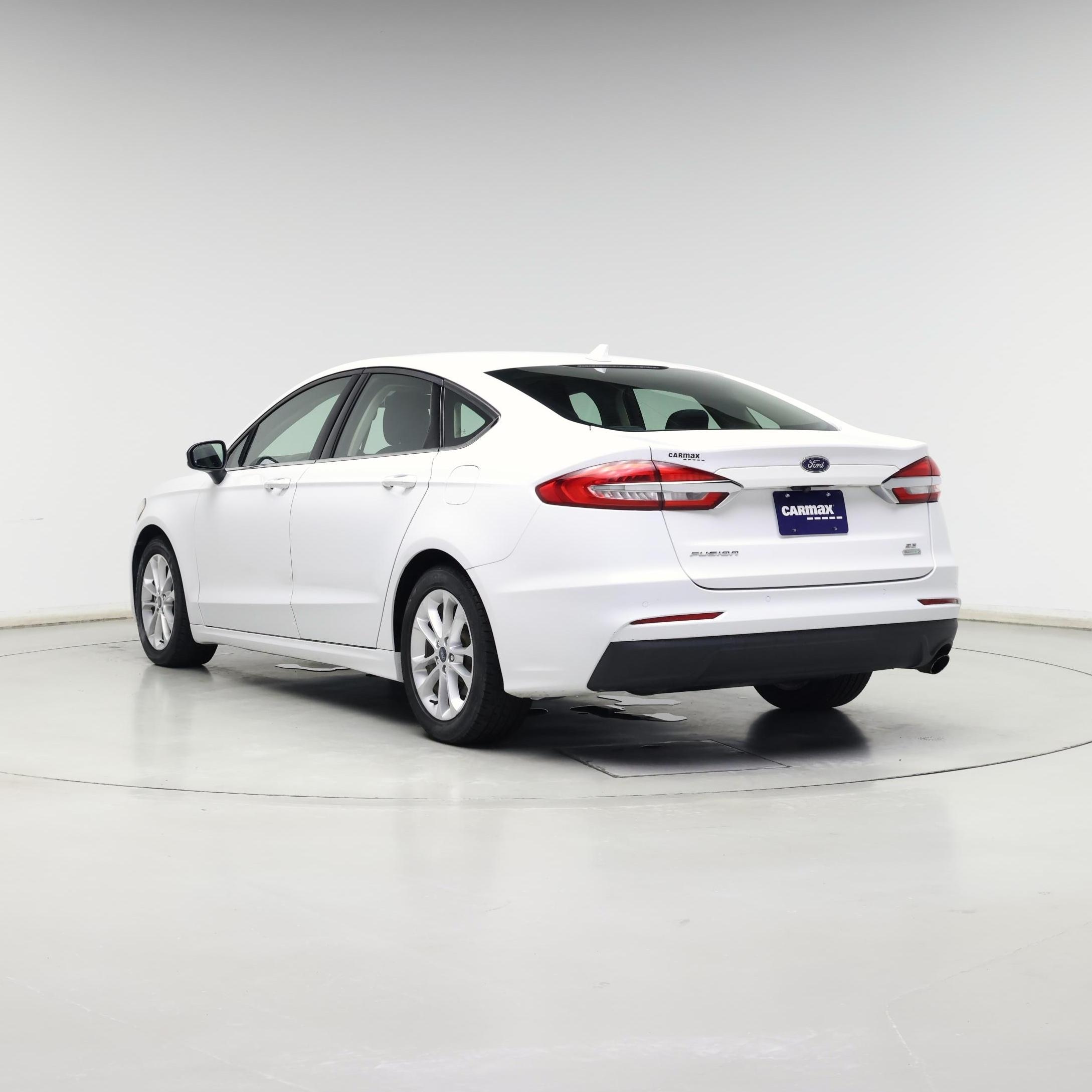 Thumbnail: 2019 Ford Fusion - 2