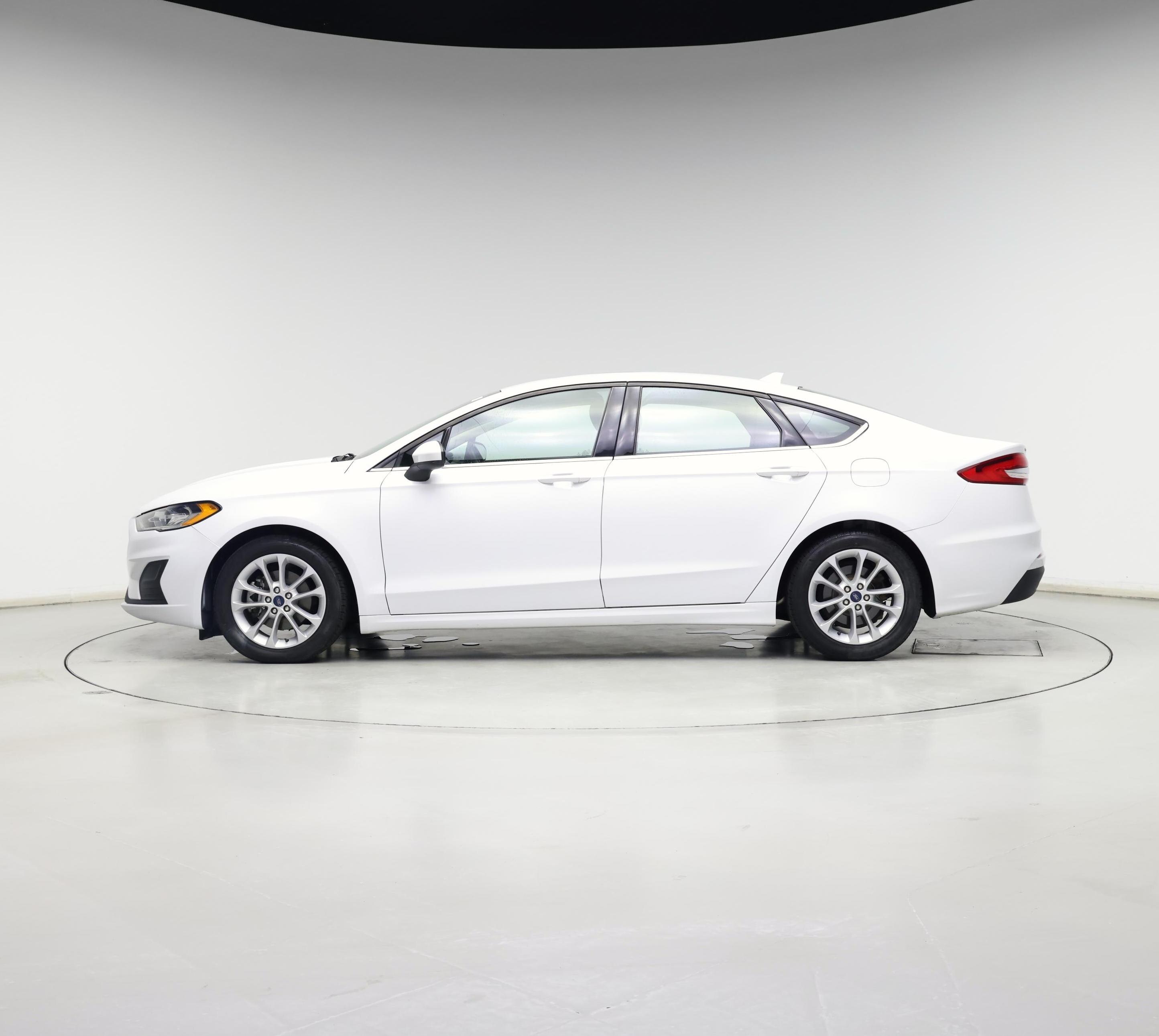Thumbnail: 2019 Ford Fusion - 3