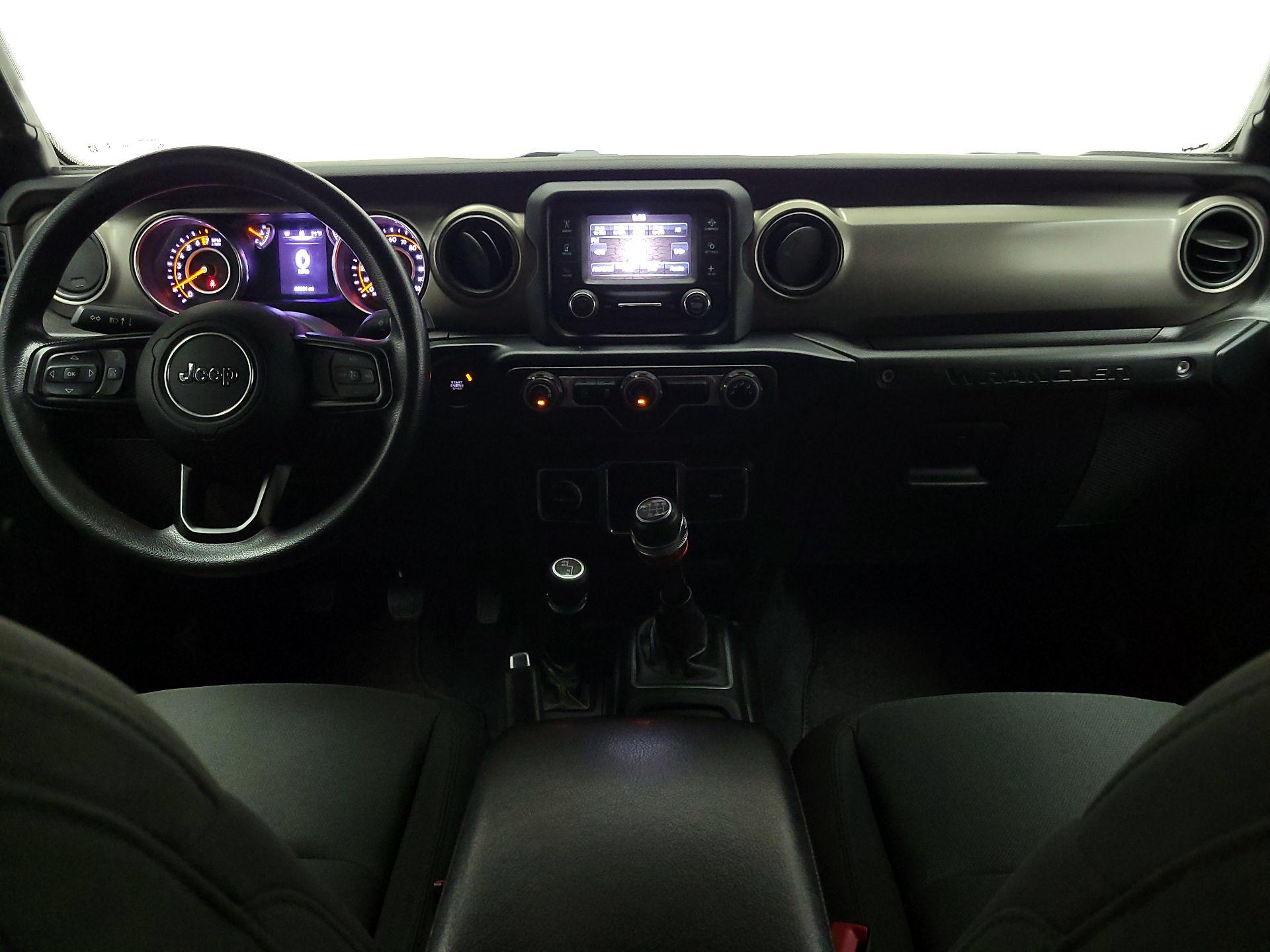 Thumbnail: 2019 Jeep Wrangler - 9