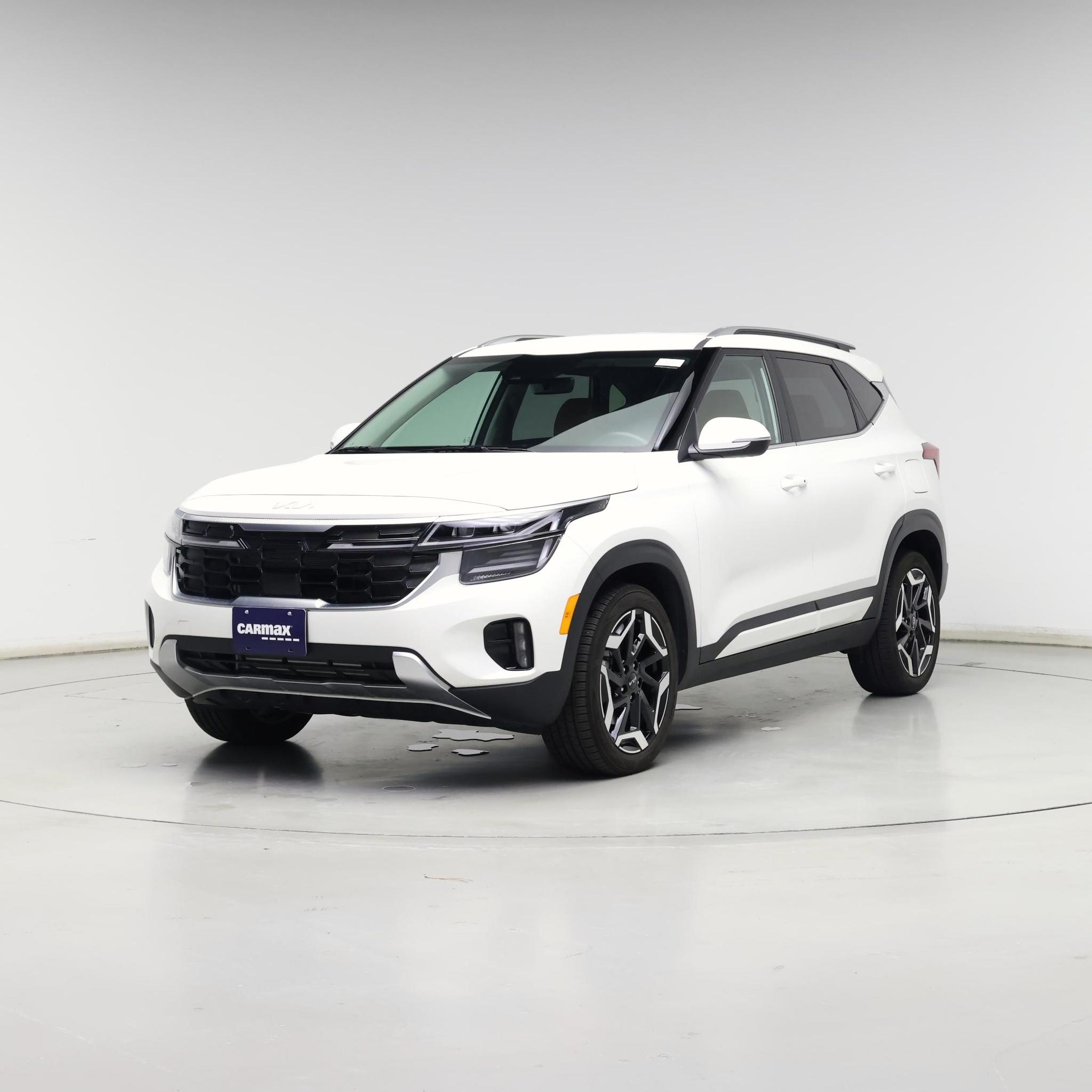 Thumbnail: 2024 Kia Seltos - 4