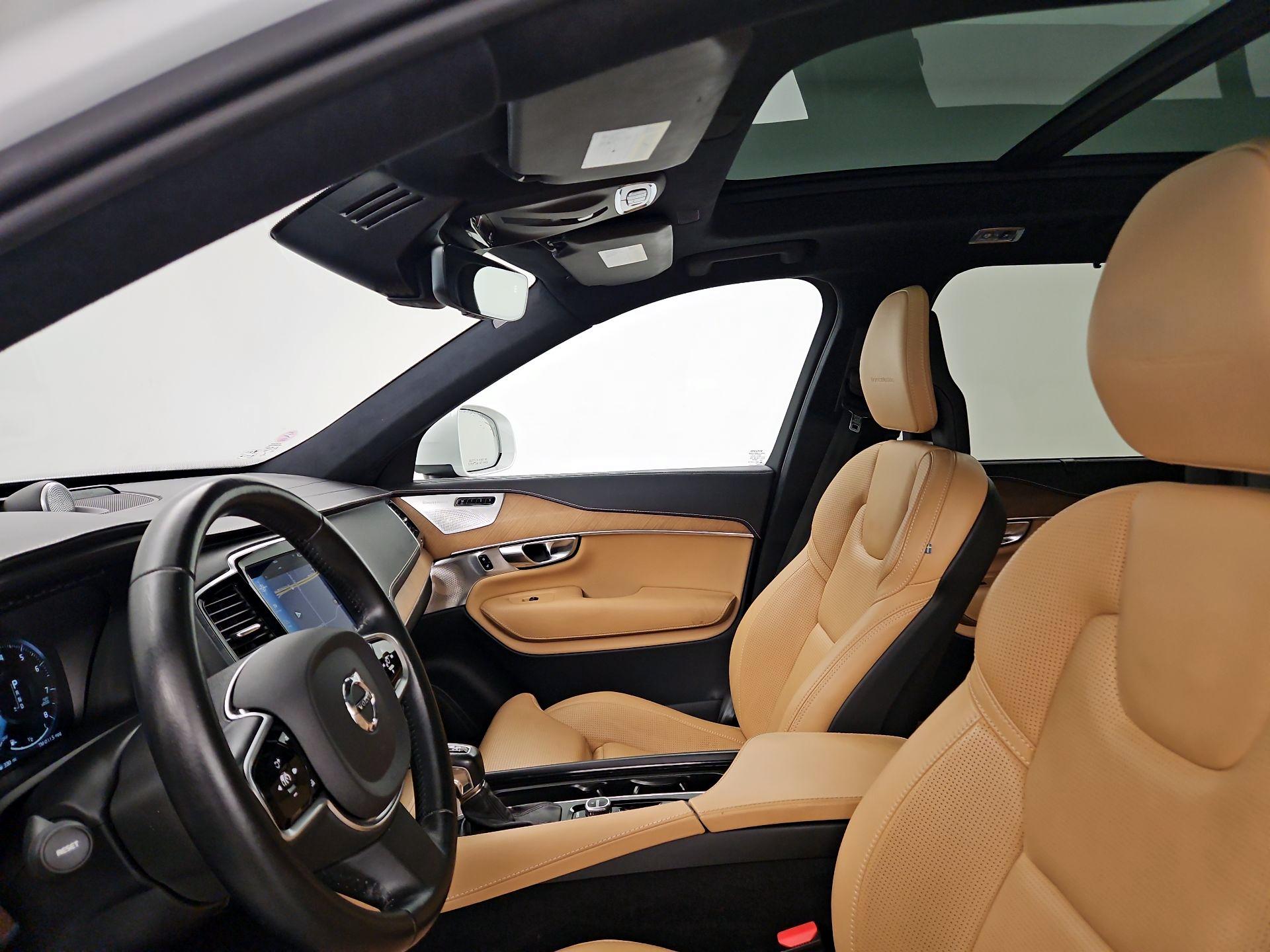 Thumbnail: 2017 Volvo XC90 - 20