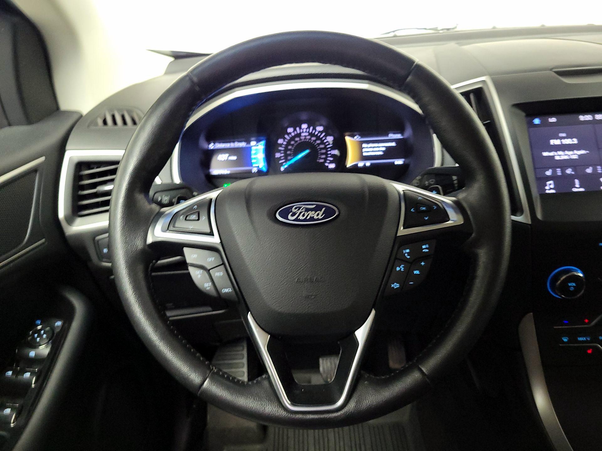 Thumbnail: 2019 Ford Edge - 10