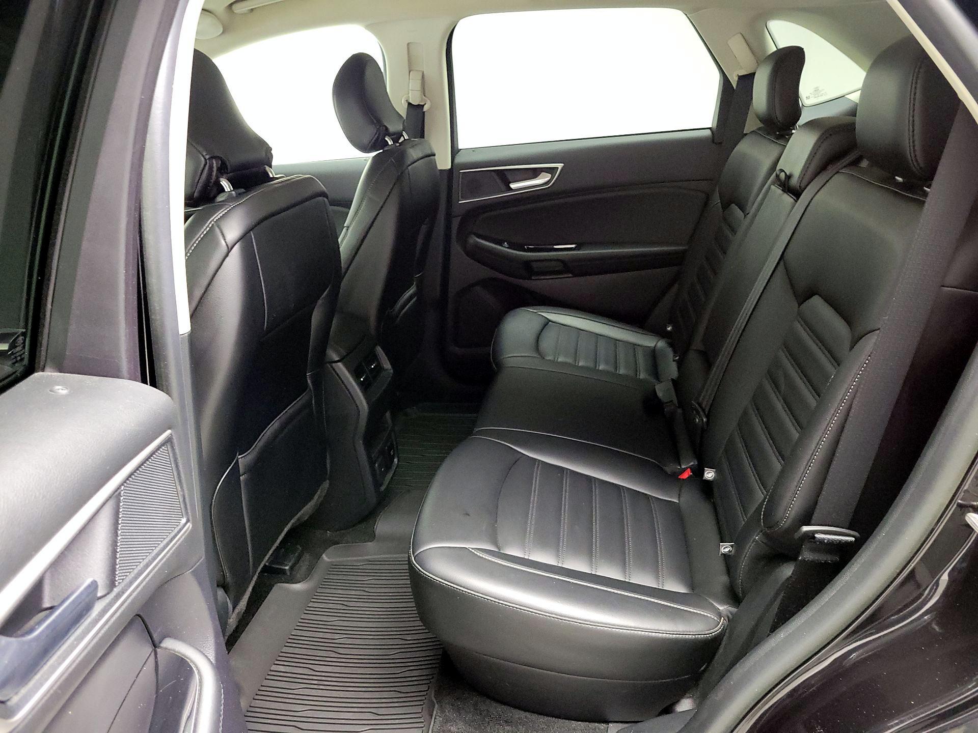 Thumbnail: 2019 Ford Edge - 19
