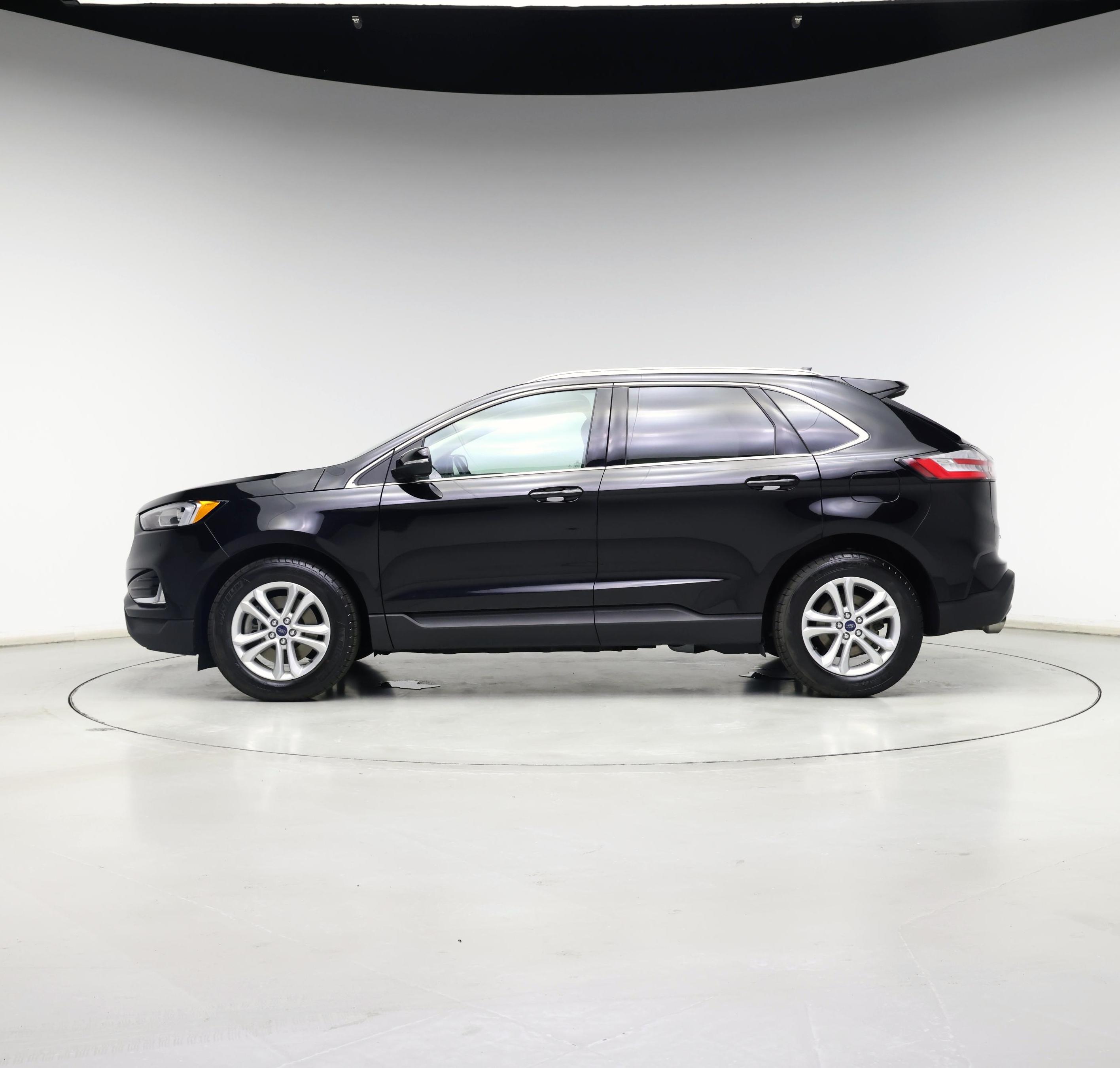 Thumbnail: 2019 Ford Edge - 3
