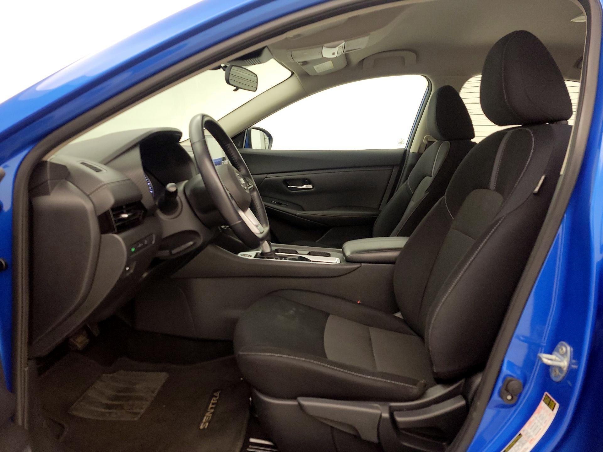 Thumbnail: 2021 Nissan Sentra - 11