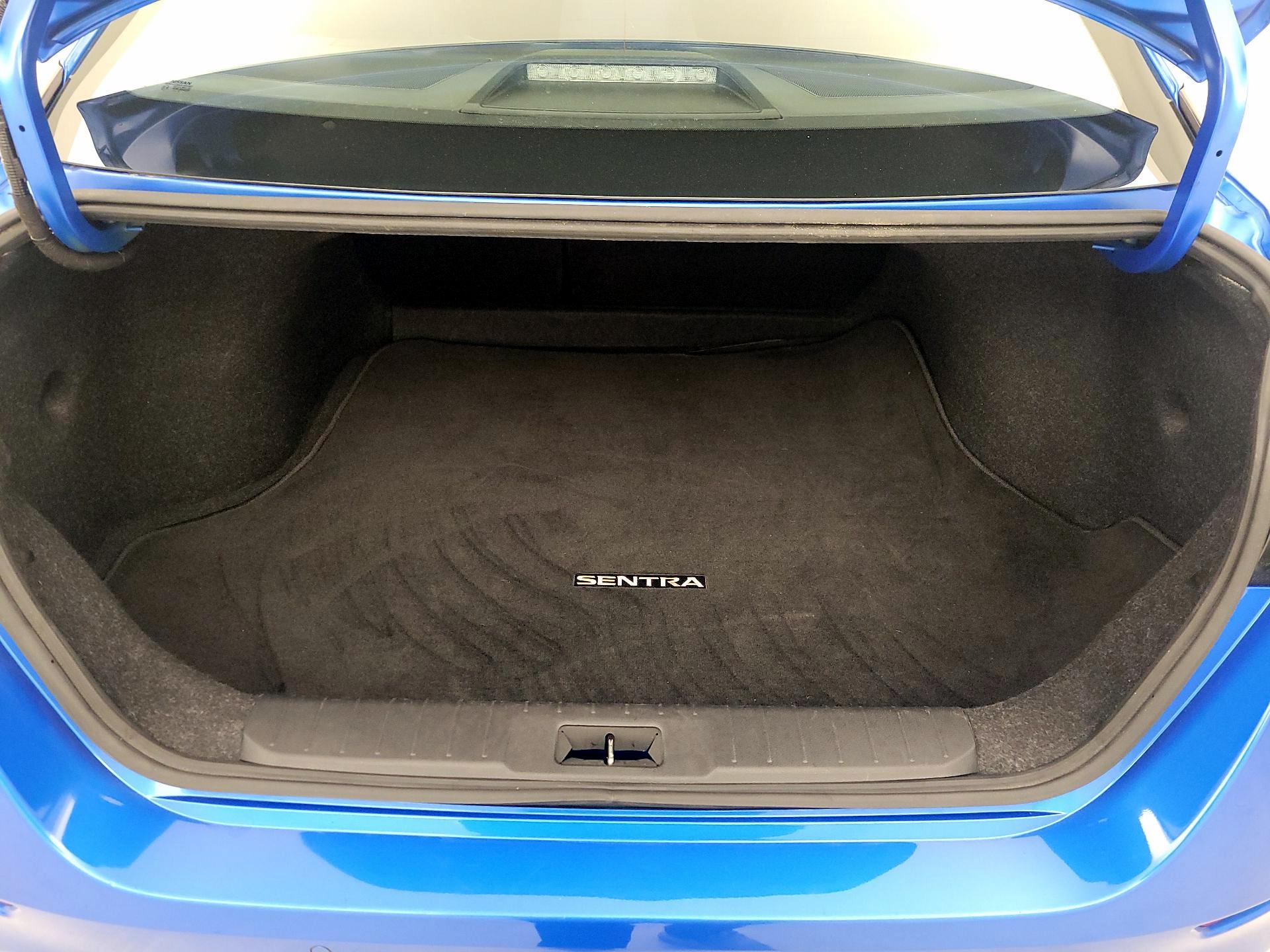 Thumbnail: 2021 Nissan Sentra - 20
