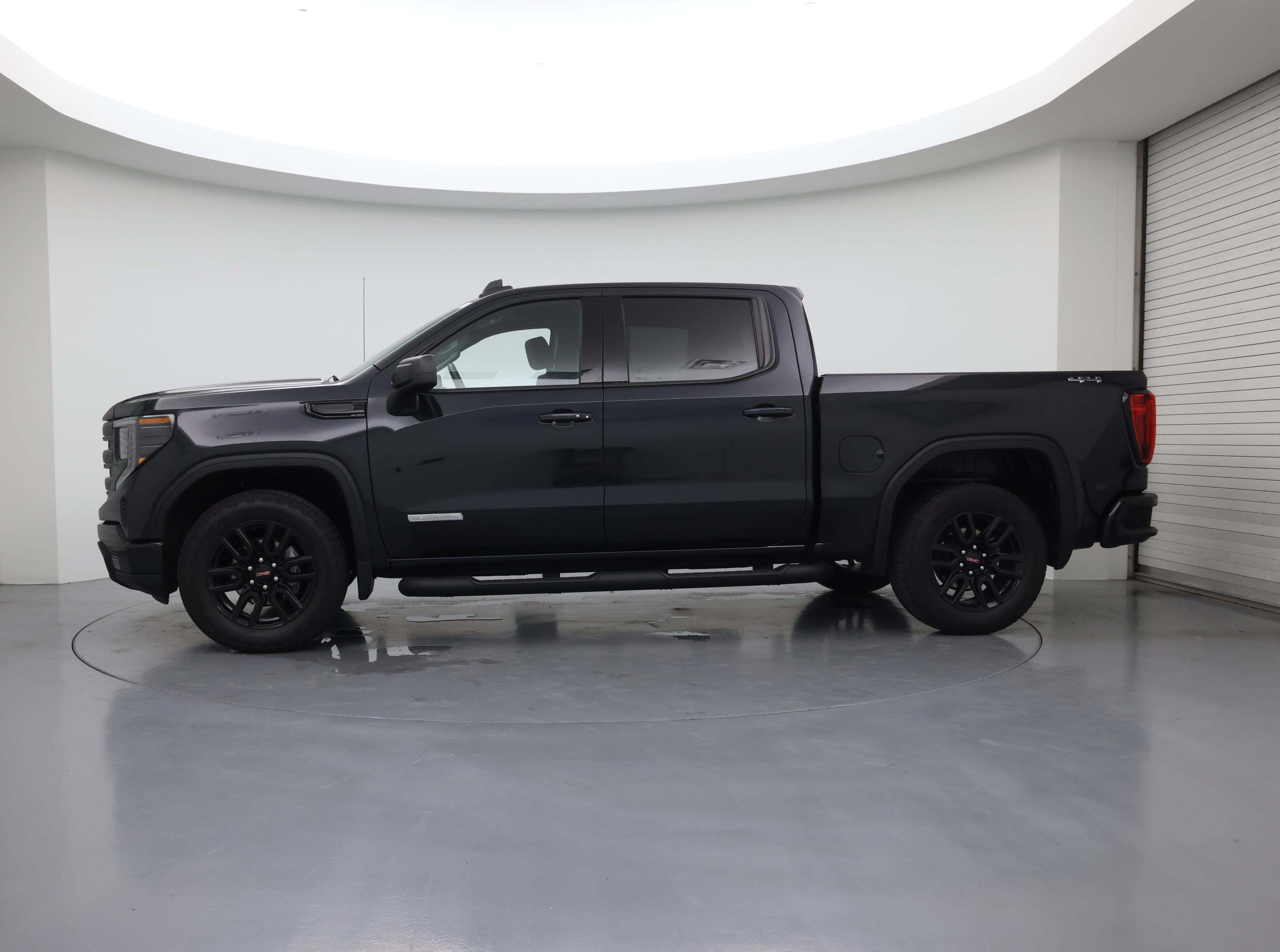 Thumbnail: 2023 GMC Sierra 1500 - 3