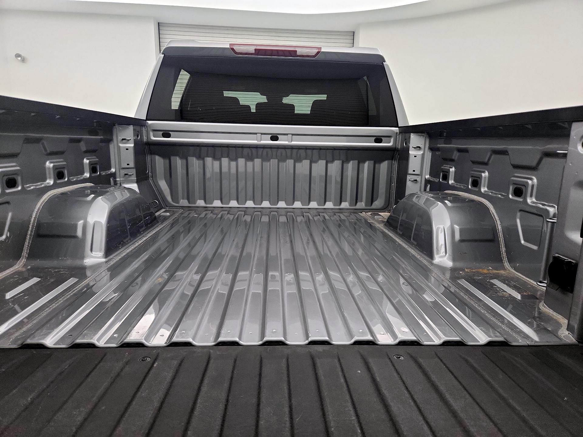 Thumbnail: 2023 Chevrolet Silverado 1500 - 20