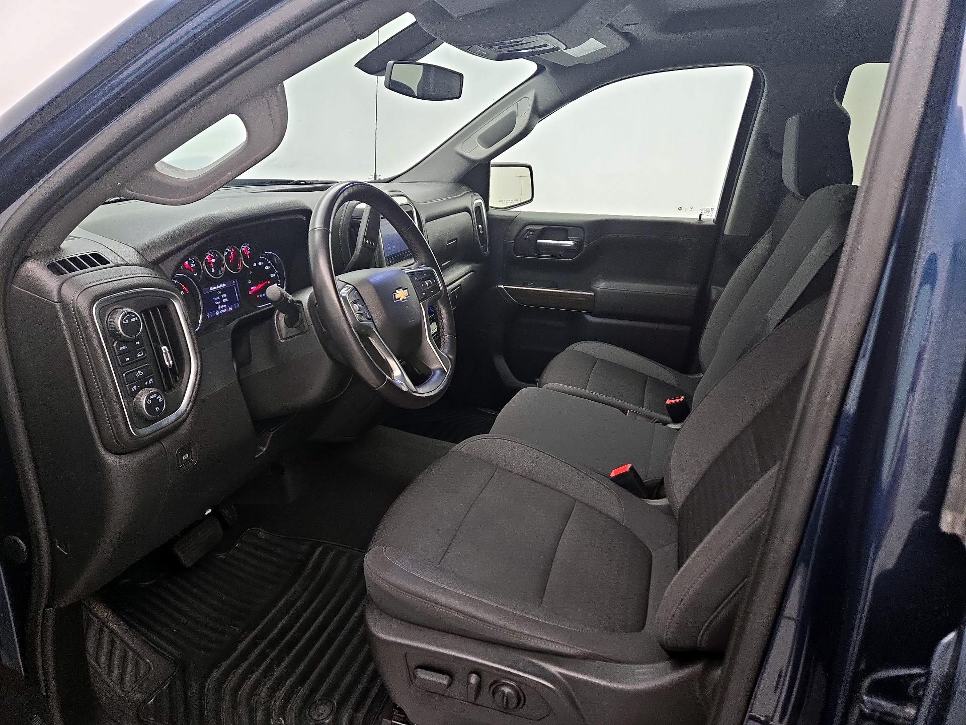 Thumbnail: 2022 Chevrolet Silverado 1500 - 11