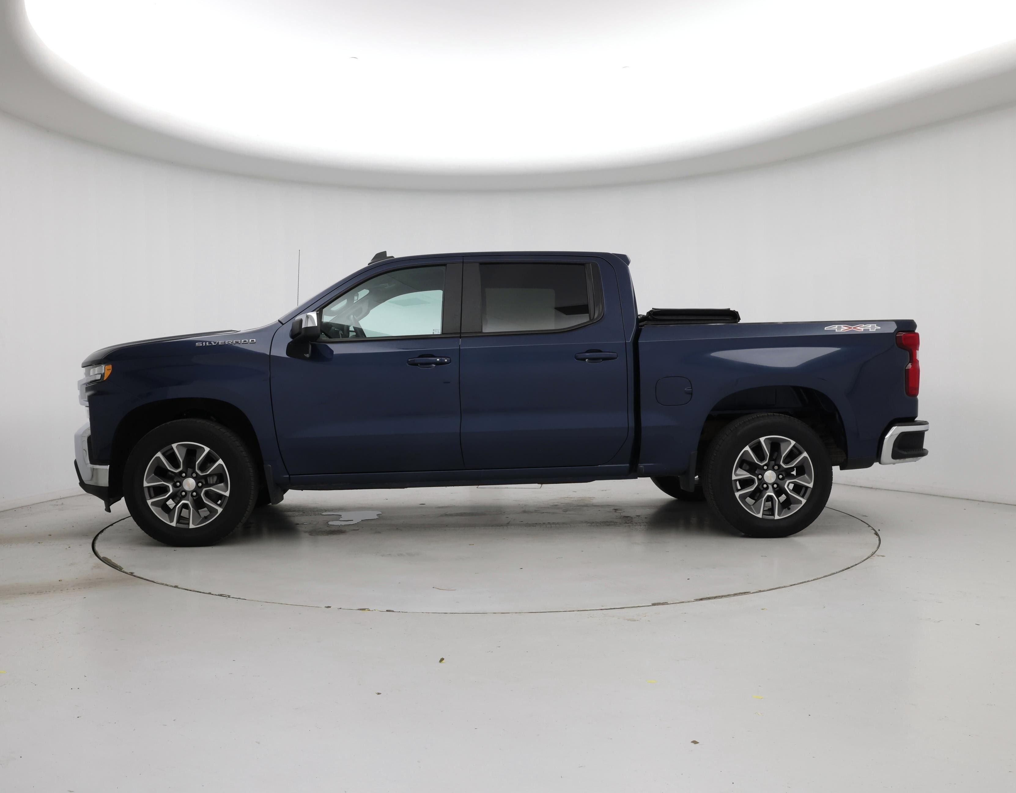 Thumbnail: 2022 Chevrolet Silverado 1500 - 3