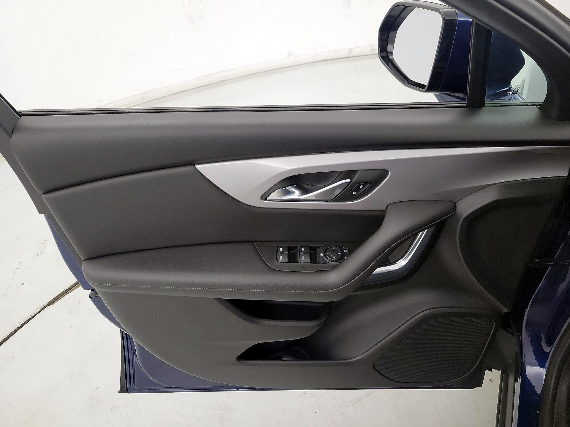 Thumbnail: 2022 Chevrolet Blazer - 12