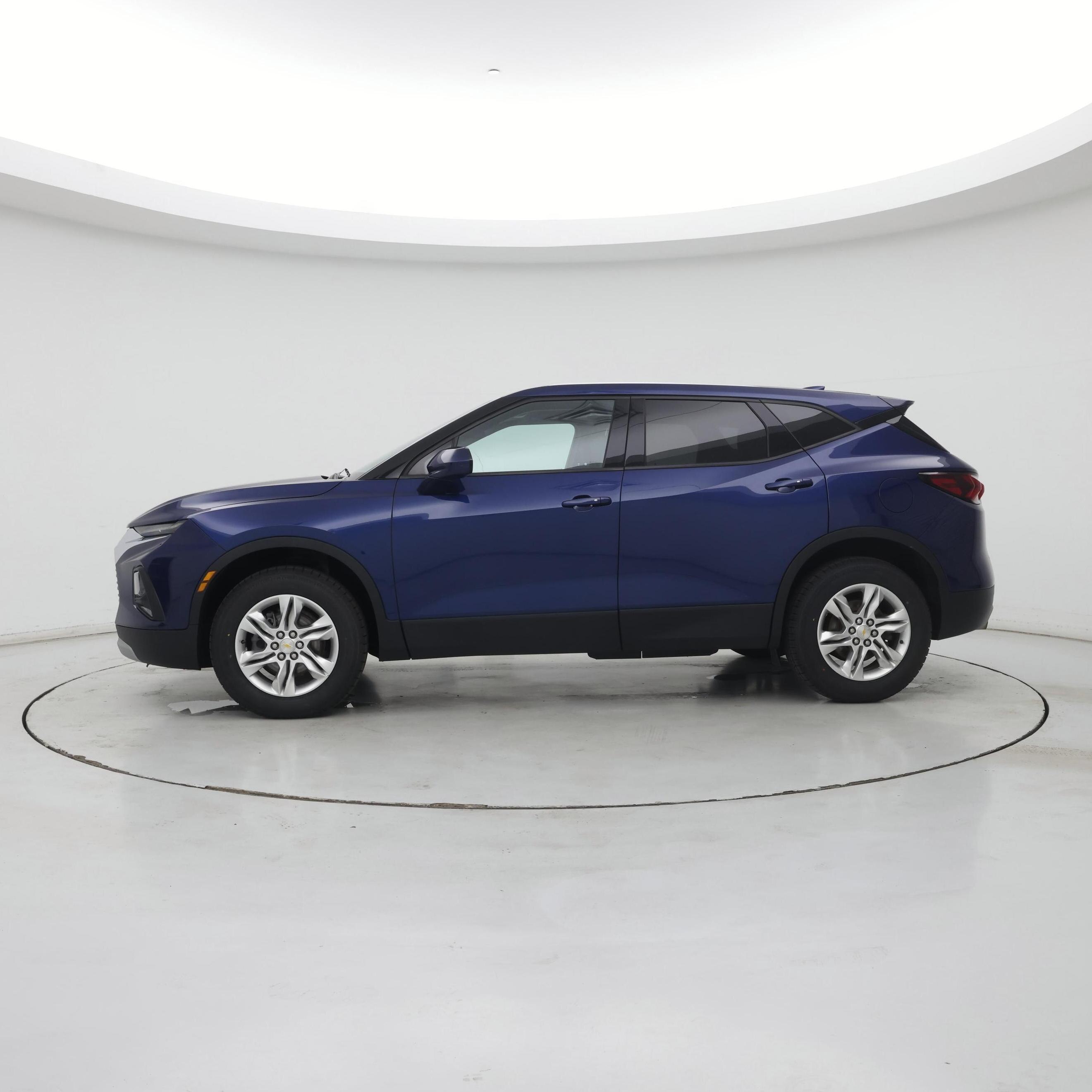 Thumbnail: 2022 Chevrolet Blazer - 3