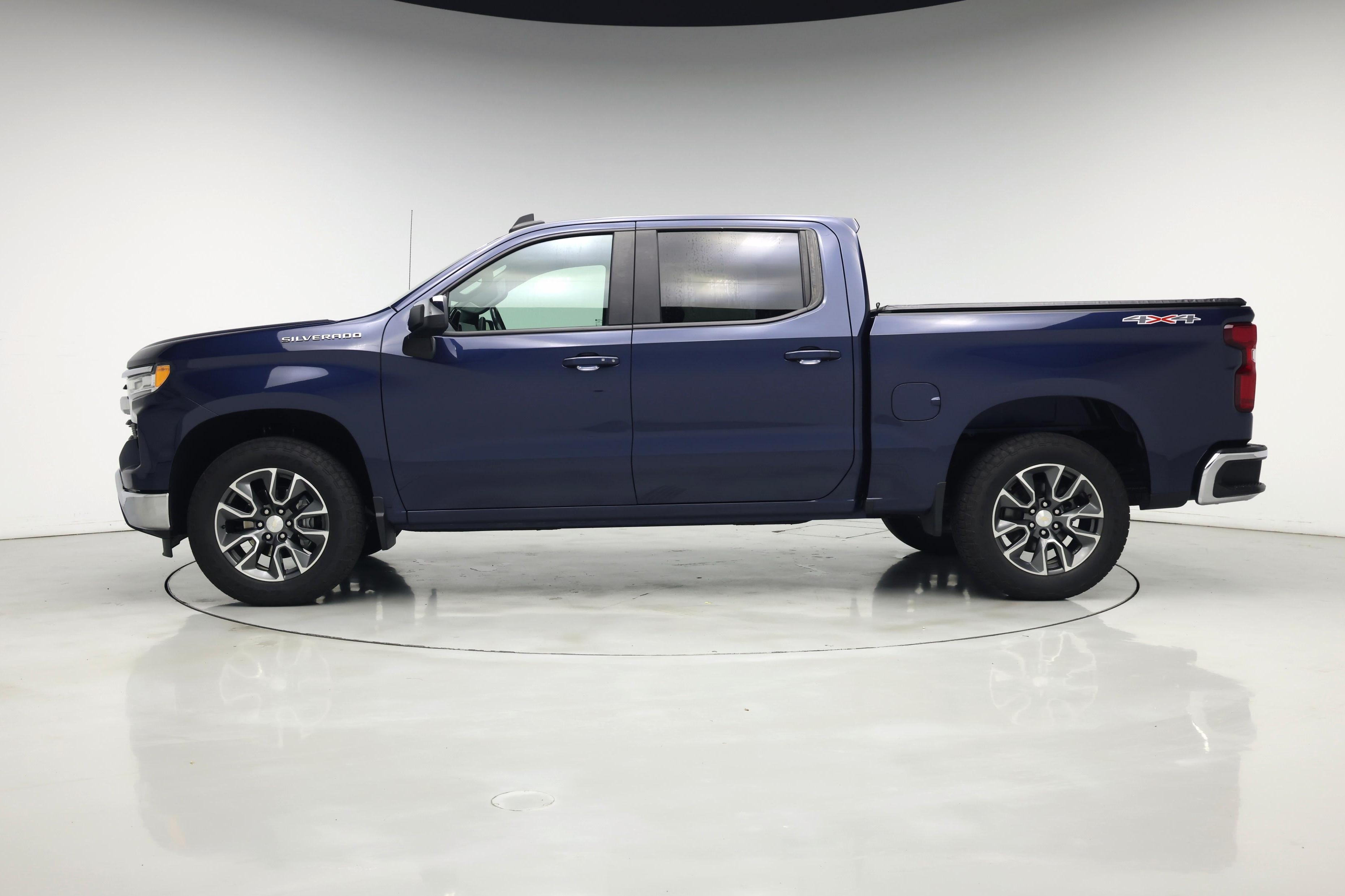 Thumbnail: 2022 Chevrolet Silverado 1500 - 3