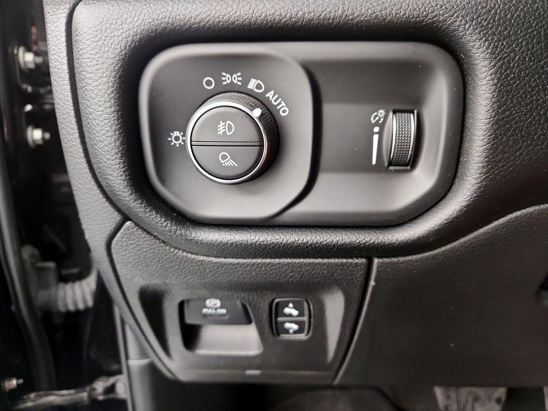 Thumbnail: 2022 RAM 1500 - 13