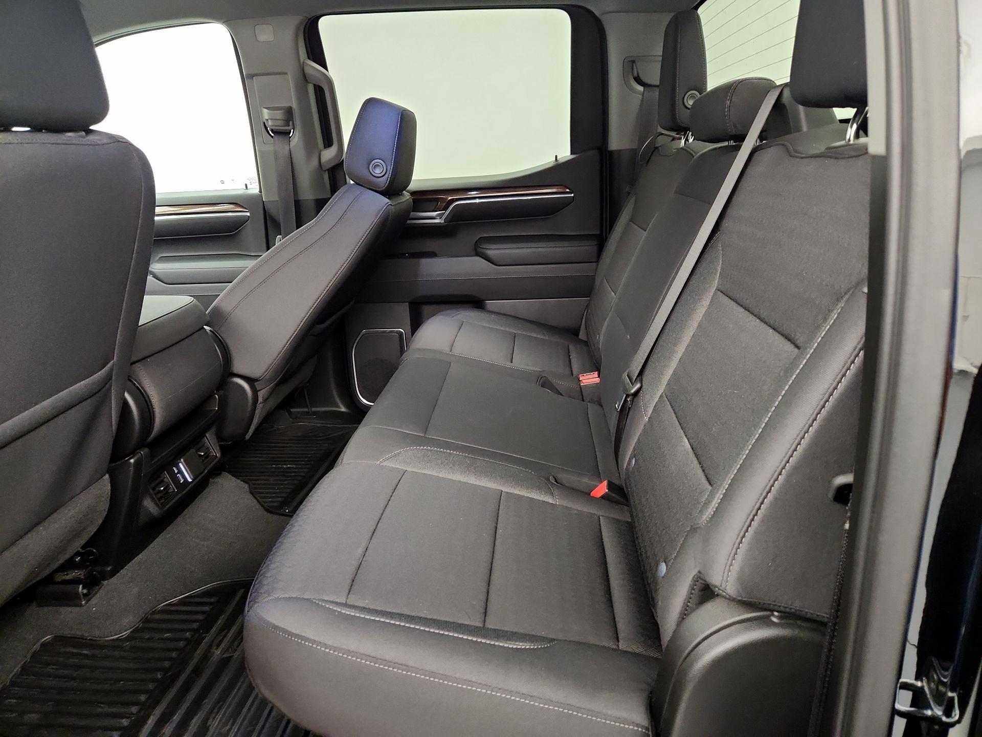 Thumbnail: 2023 Chevrolet Silverado 1500 - 19