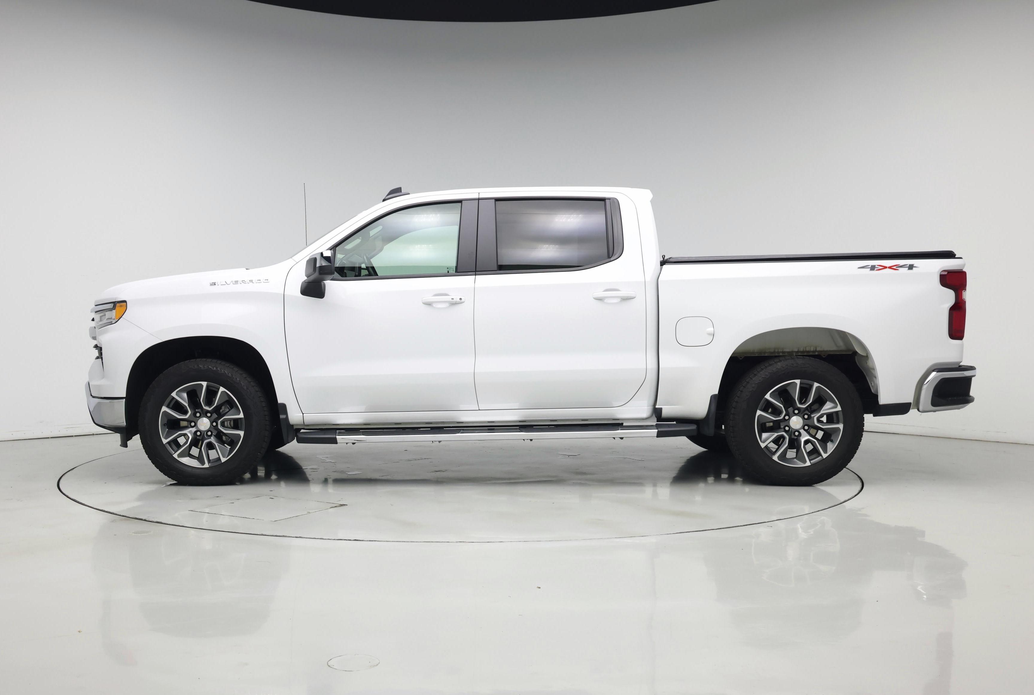 Thumbnail: 2022 Chevrolet Silverado 1500 - 3