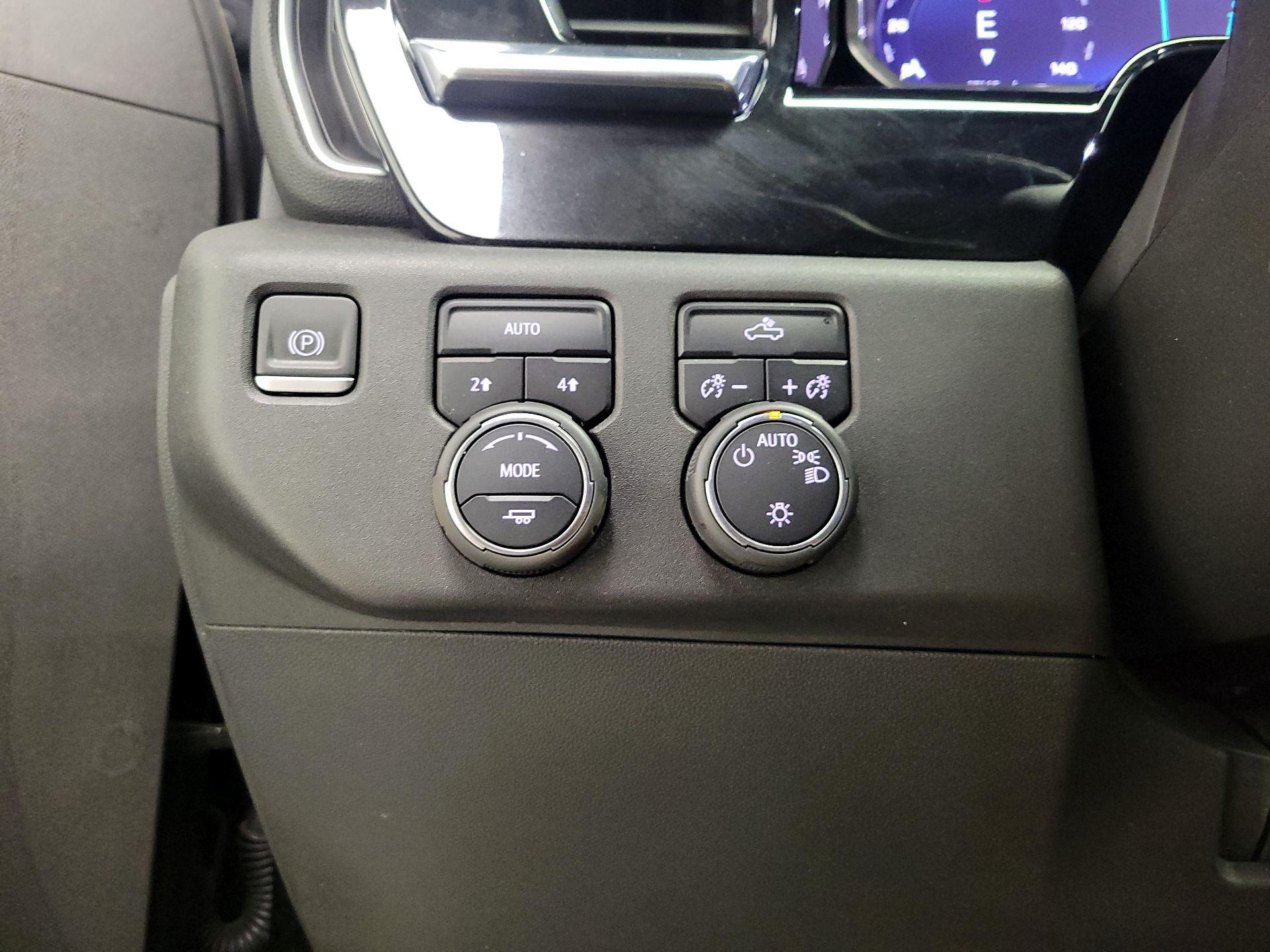 Thumbnail: 2022 Chevrolet Silverado 1500 - 13