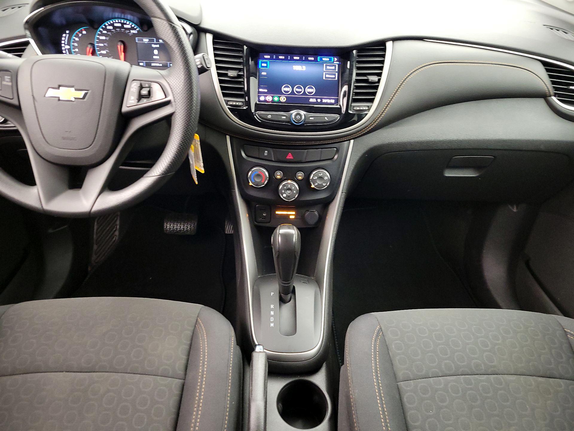 Thumbnail: 2020 Chevrolet Trax - 17