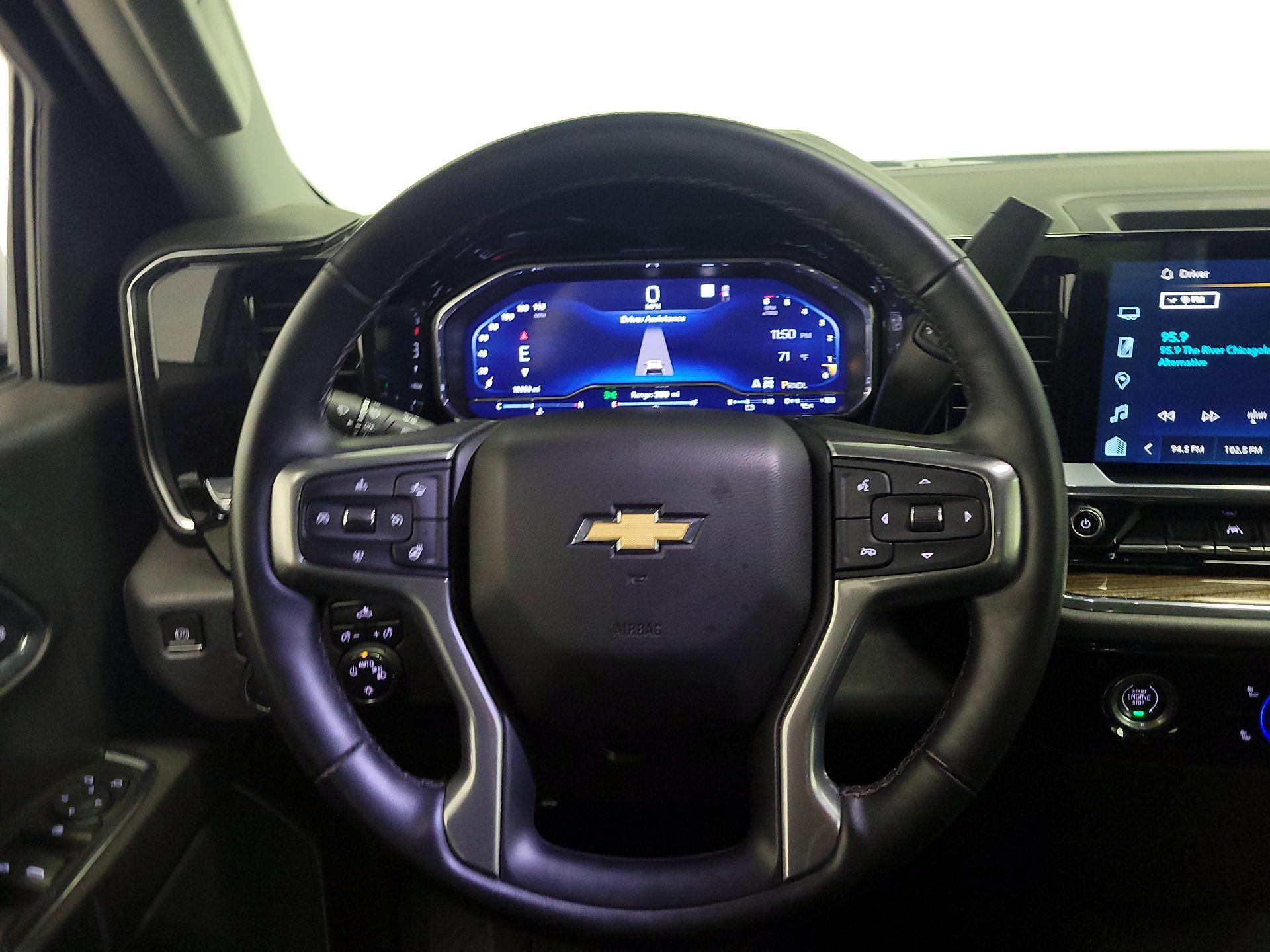 Thumbnail: 2023 Chevrolet Silverado 1500 - 10