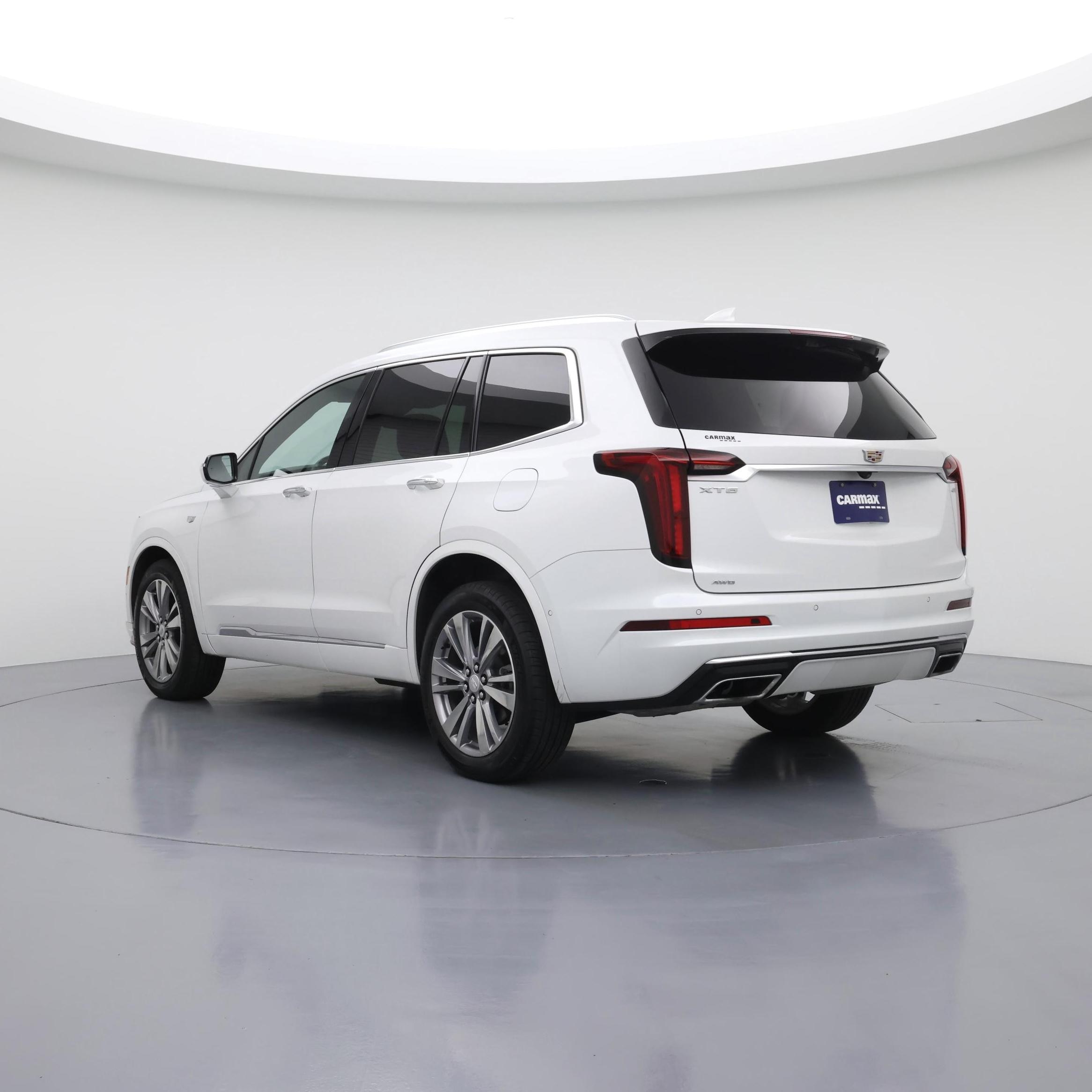 Thumbnail: 2023 Cadillac XT6 - 2