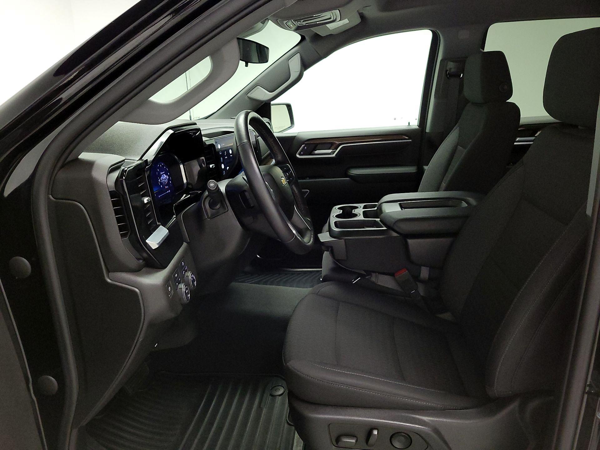 Thumbnail: 2022 Chevrolet Silverado 1500 - 11