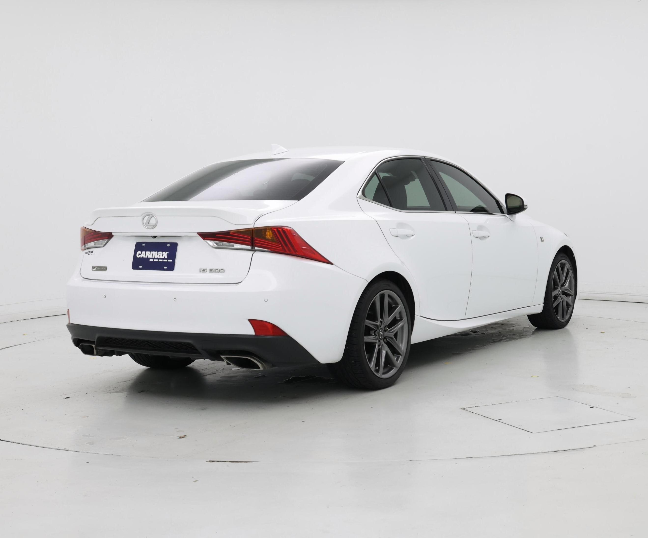 Thumbnail: 2020 Lexus IS - 8