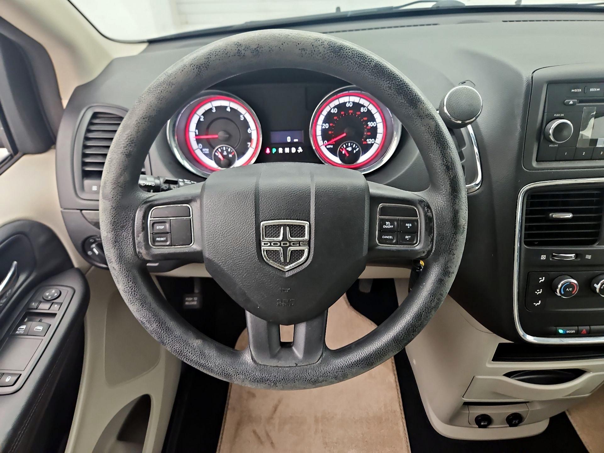 Thumbnail: 2014 Dodge Grand Caravan - 10