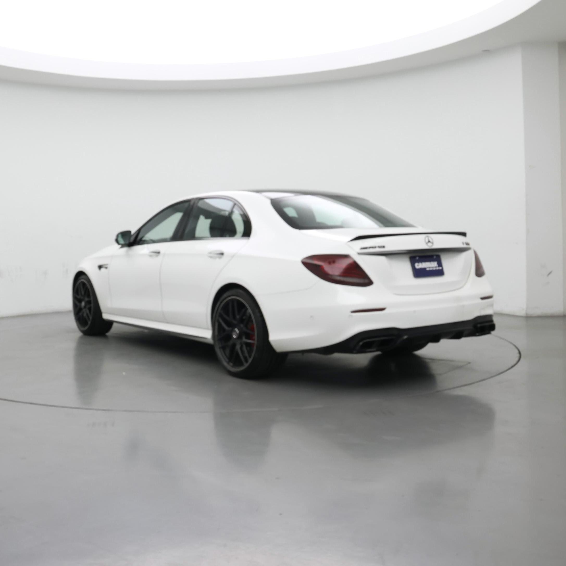Thumbnail: 2019 Mercedes-Benz E-Class - 2