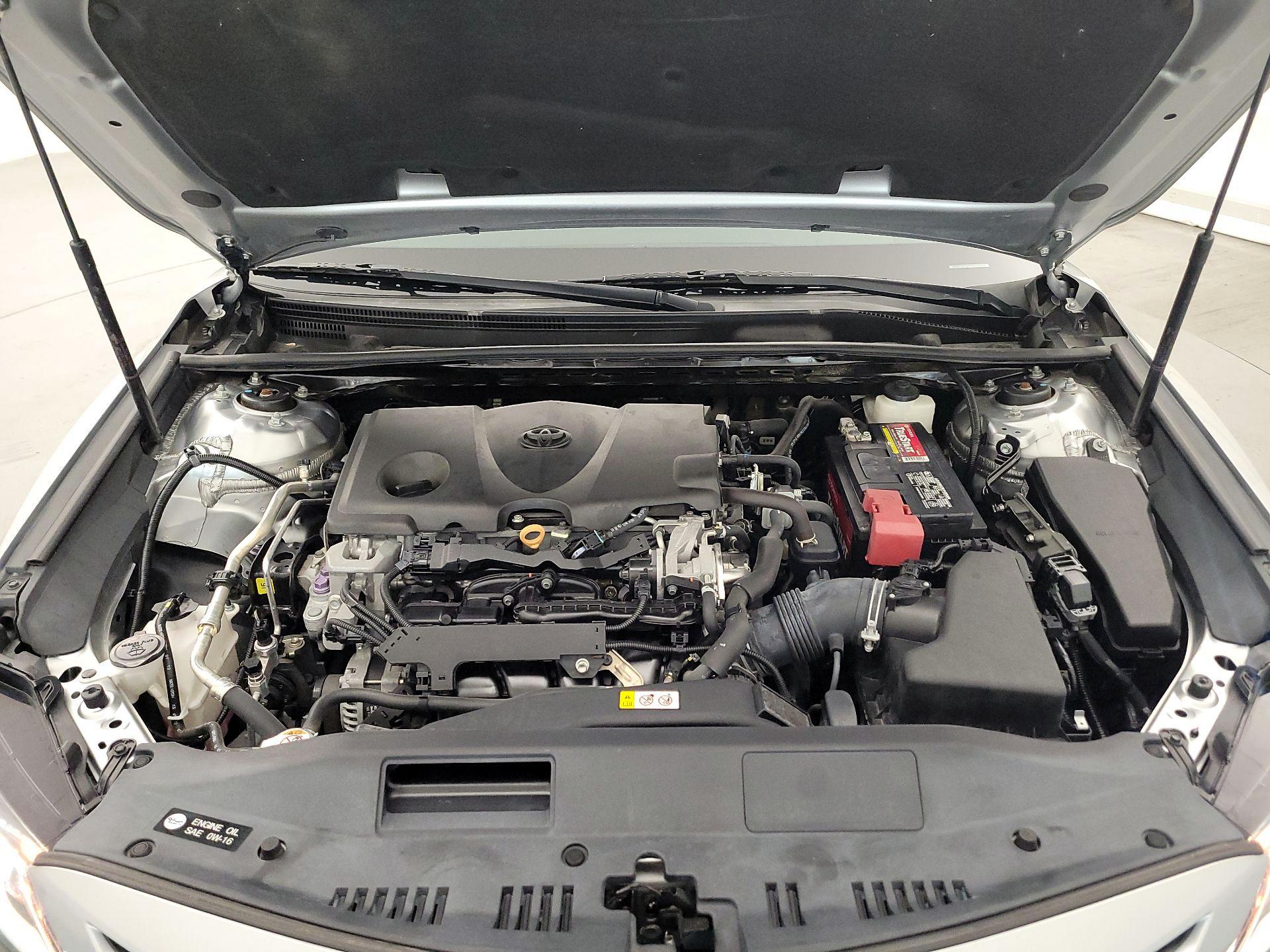 Thumbnail: 2019 Toyota Camry - 17