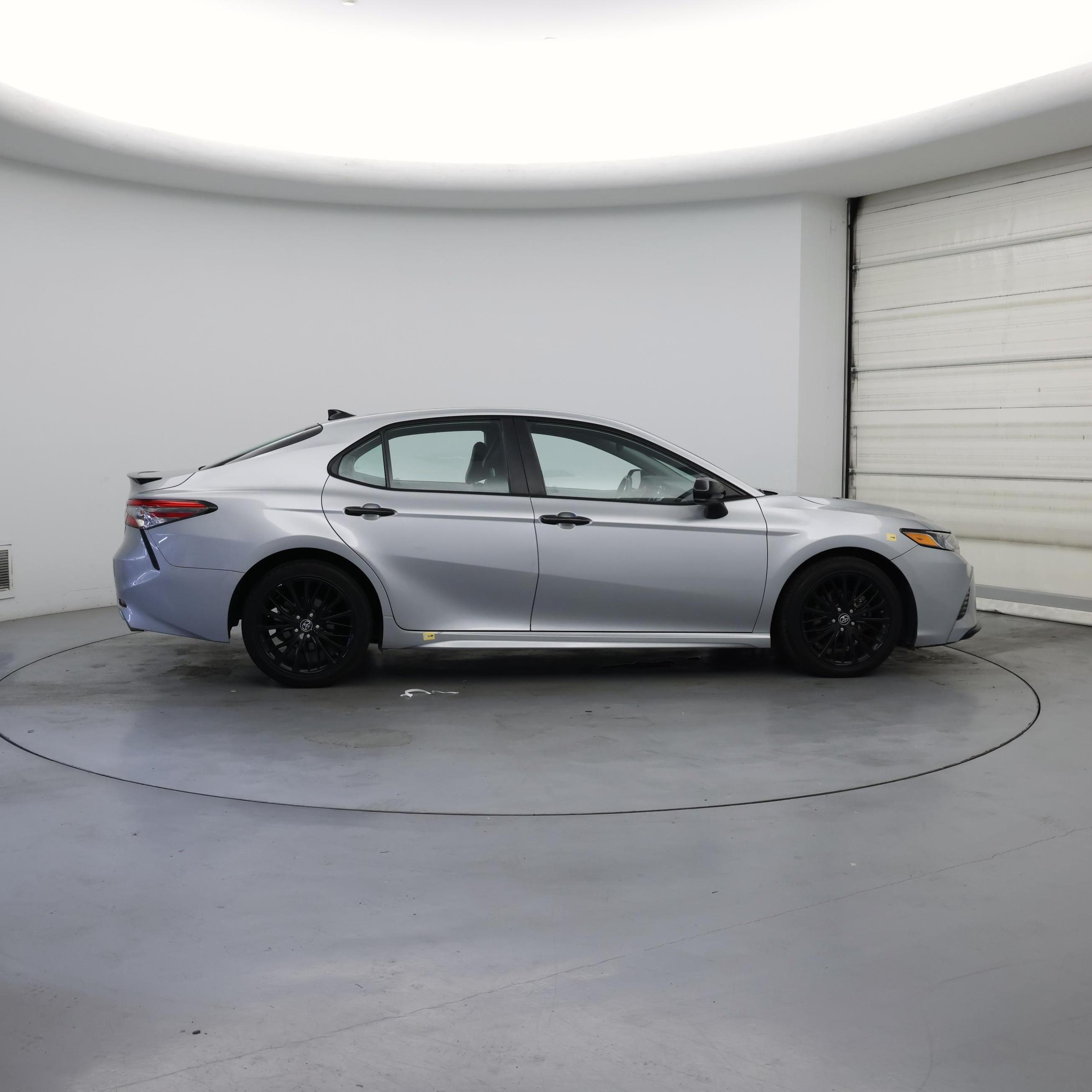 Thumbnail: 2019 Toyota Camry - 7