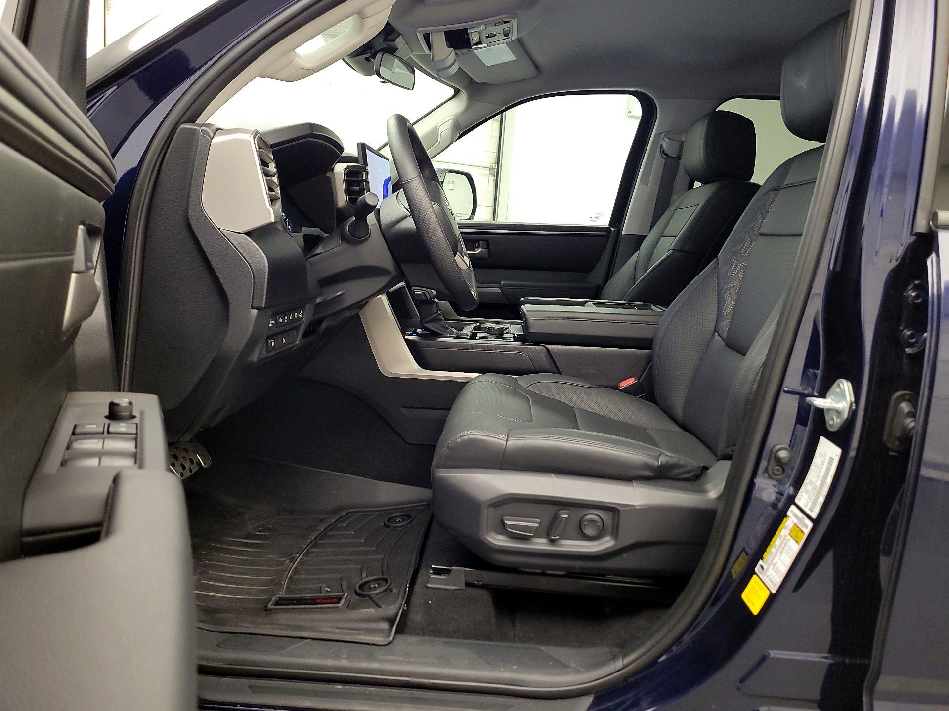 Thumbnail: 2022 Toyota Tundra - 11