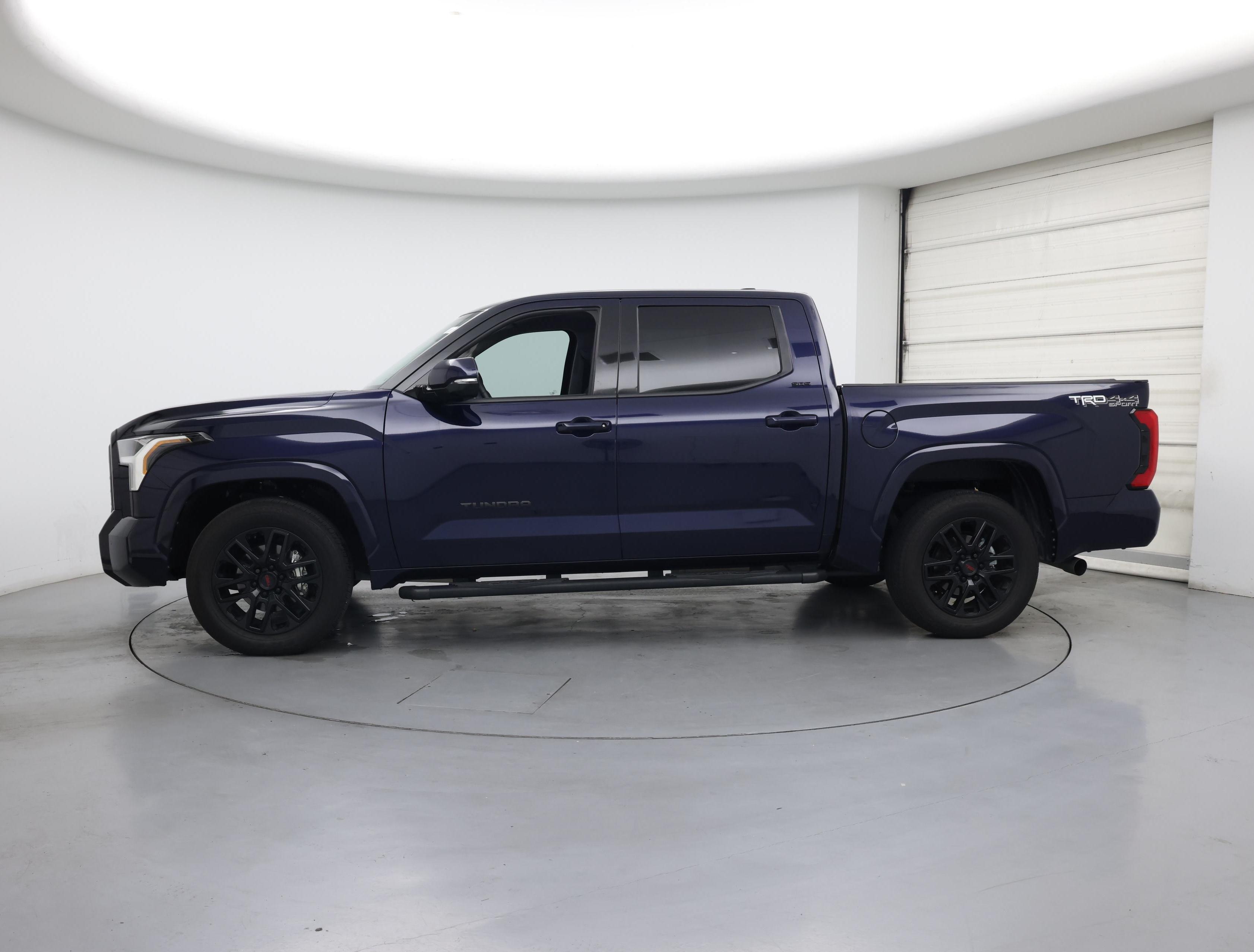Thumbnail: 2022 Toyota Tundra - 3
