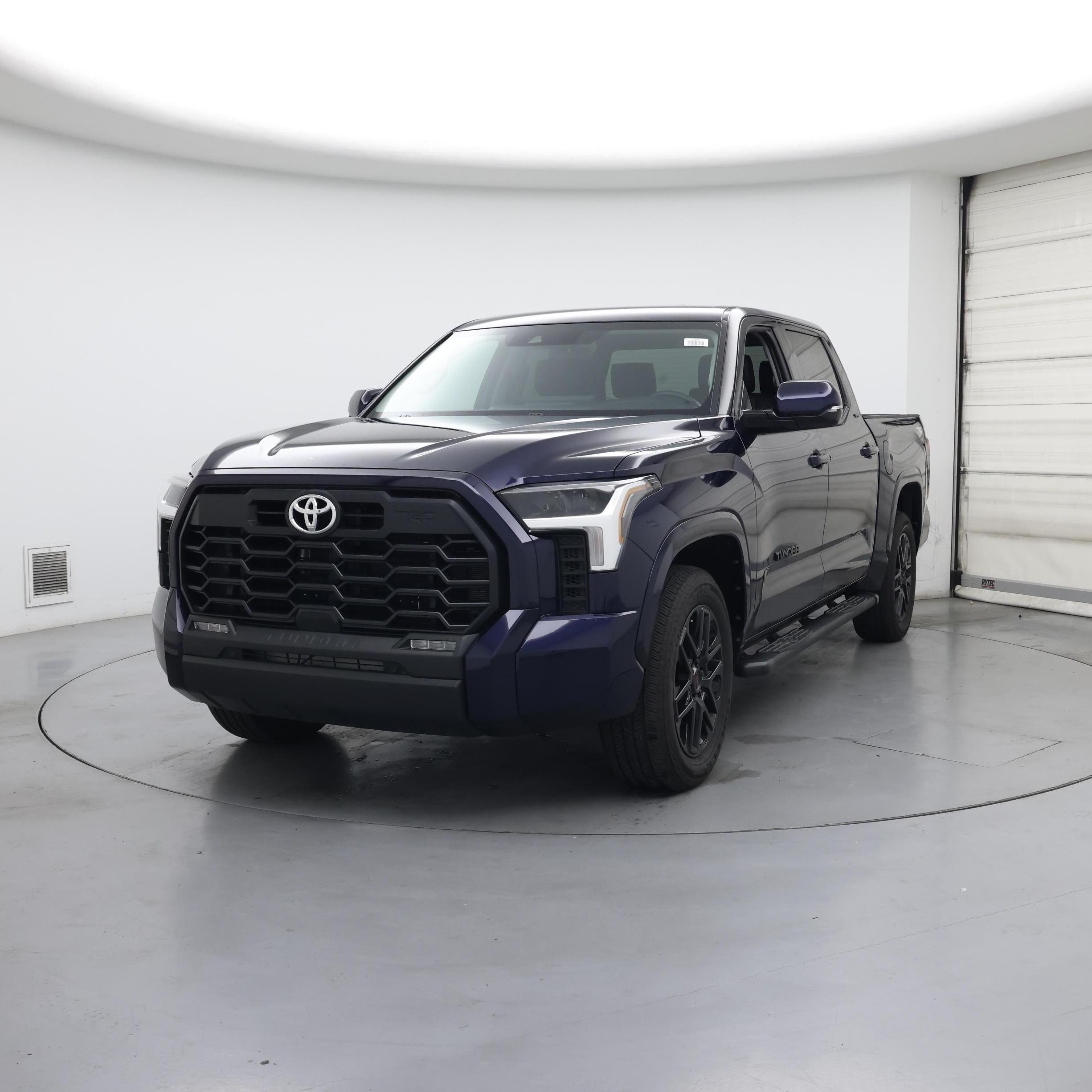 Thumbnail: 2022 Toyota Tundra - 4