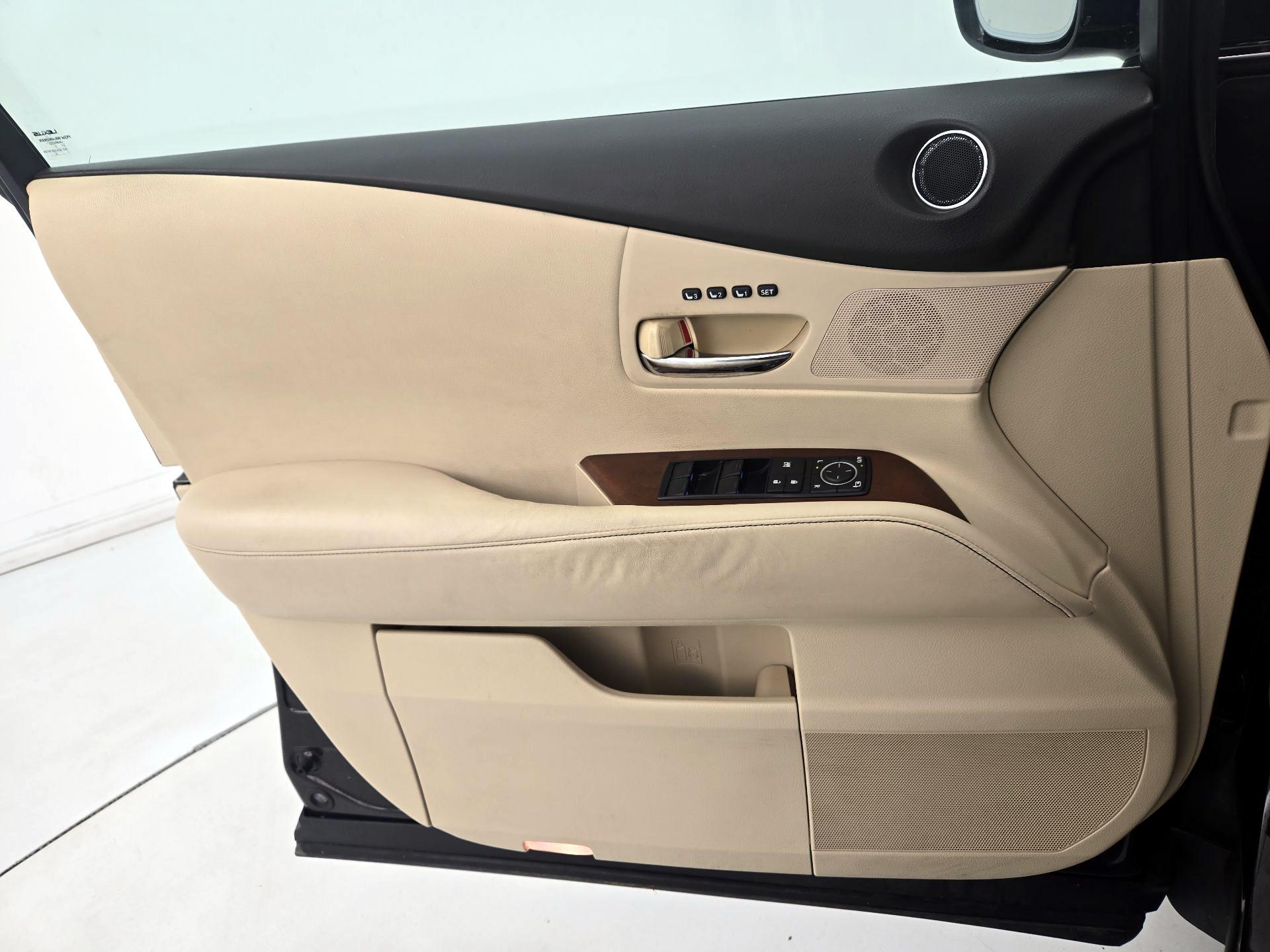 Thumbnail: 2014 Lexus RX - 12