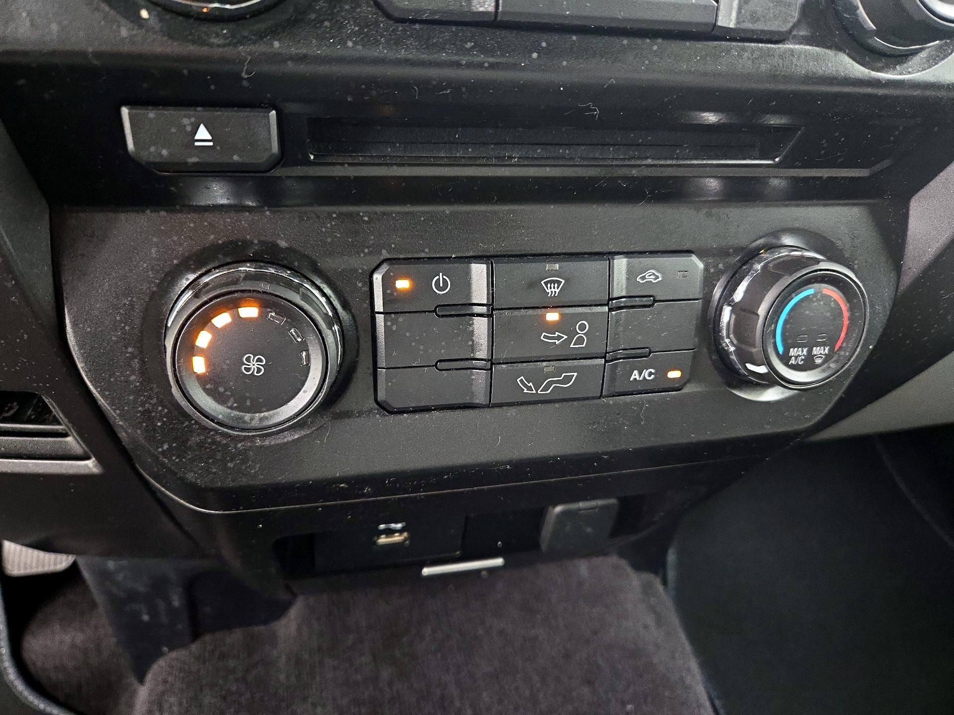 Thumbnail: 2016 Ford F-150 - 15