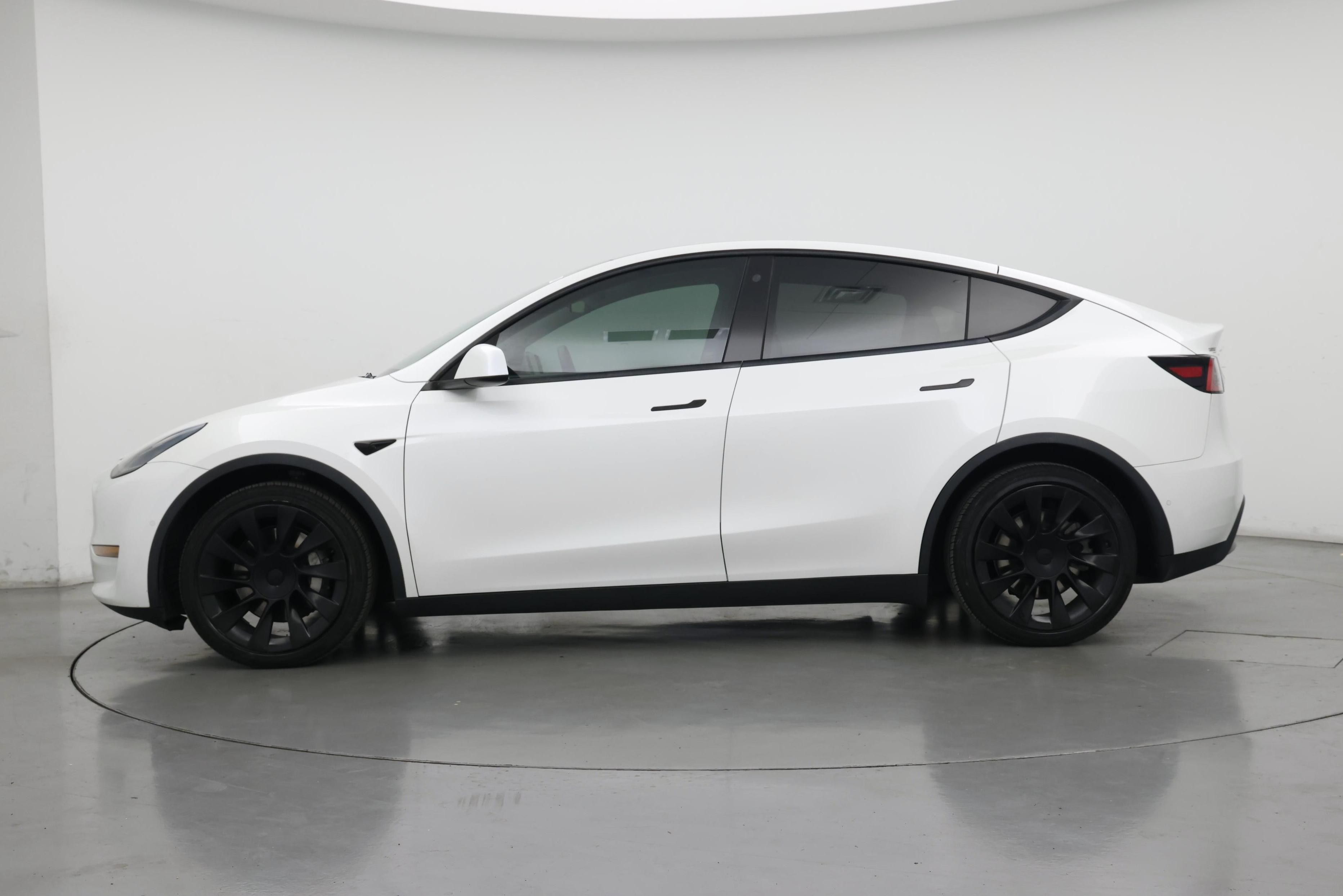 Thumbnail: 2021 Tesla Model Y - 3