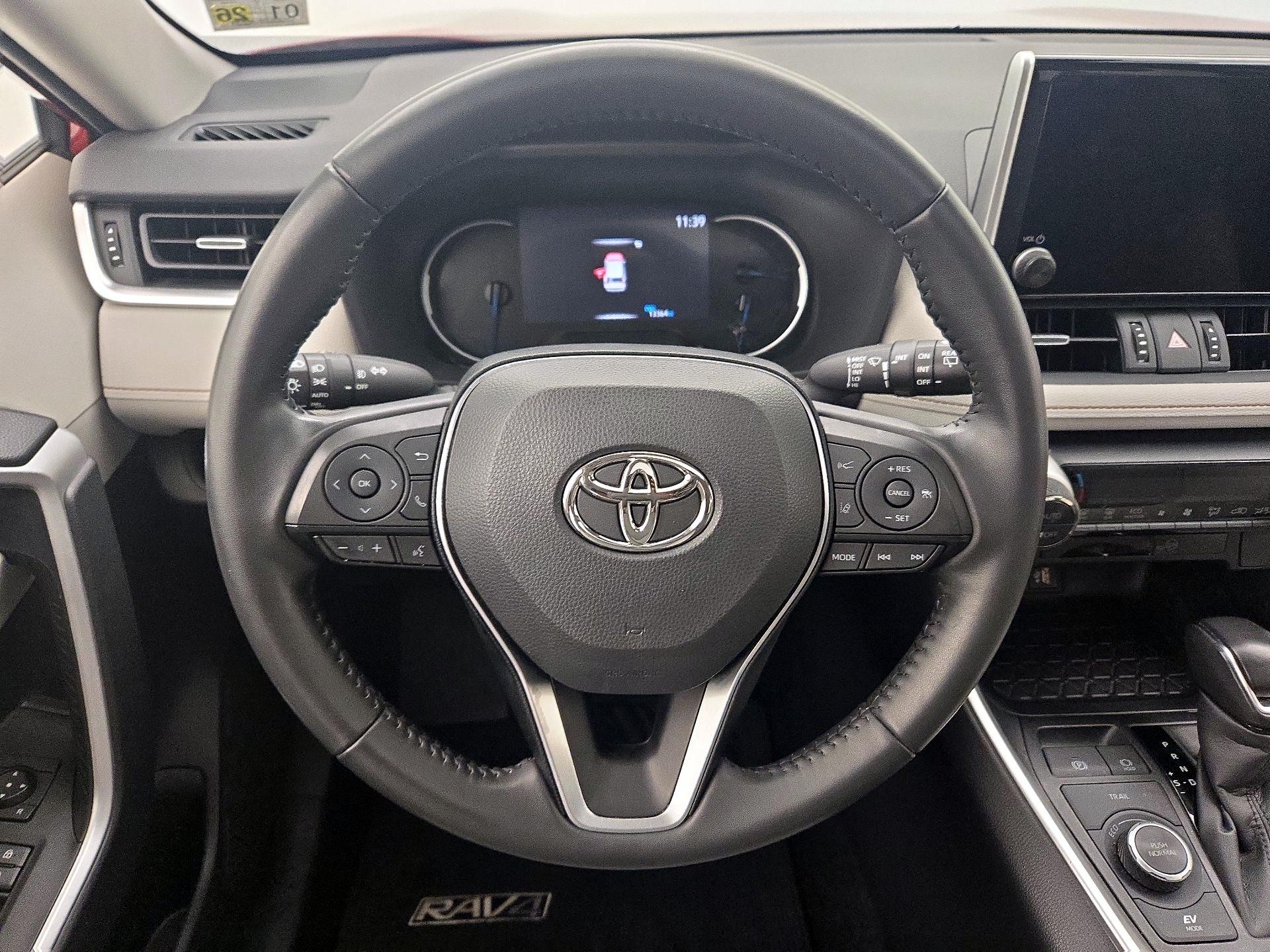 Thumbnail: 2024 Toyota RAV4 - 10