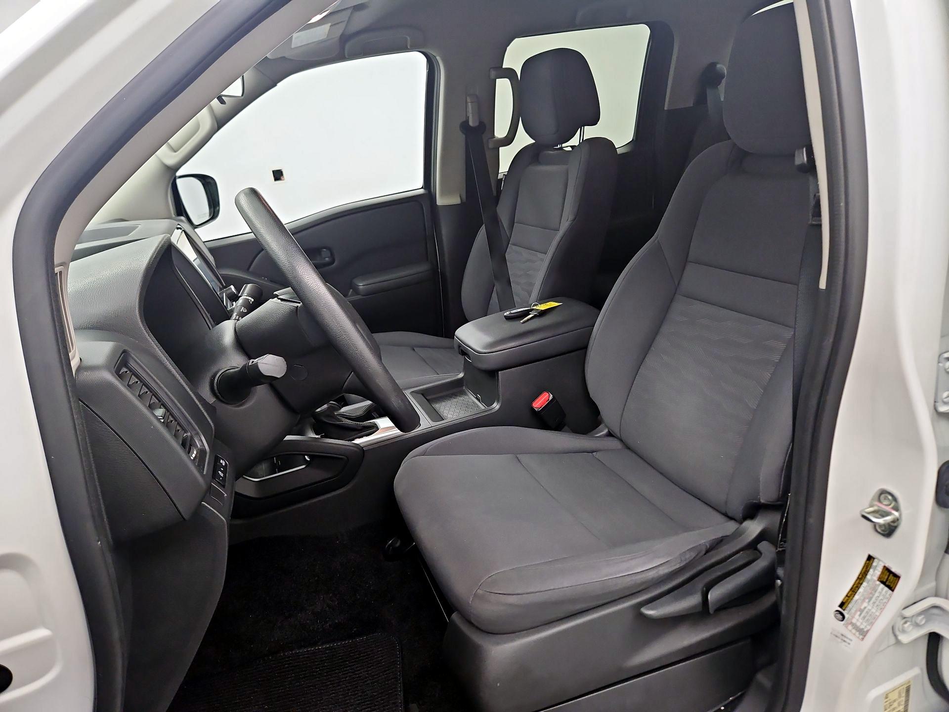 Thumbnail: 2023 Nissan Frontier - 11