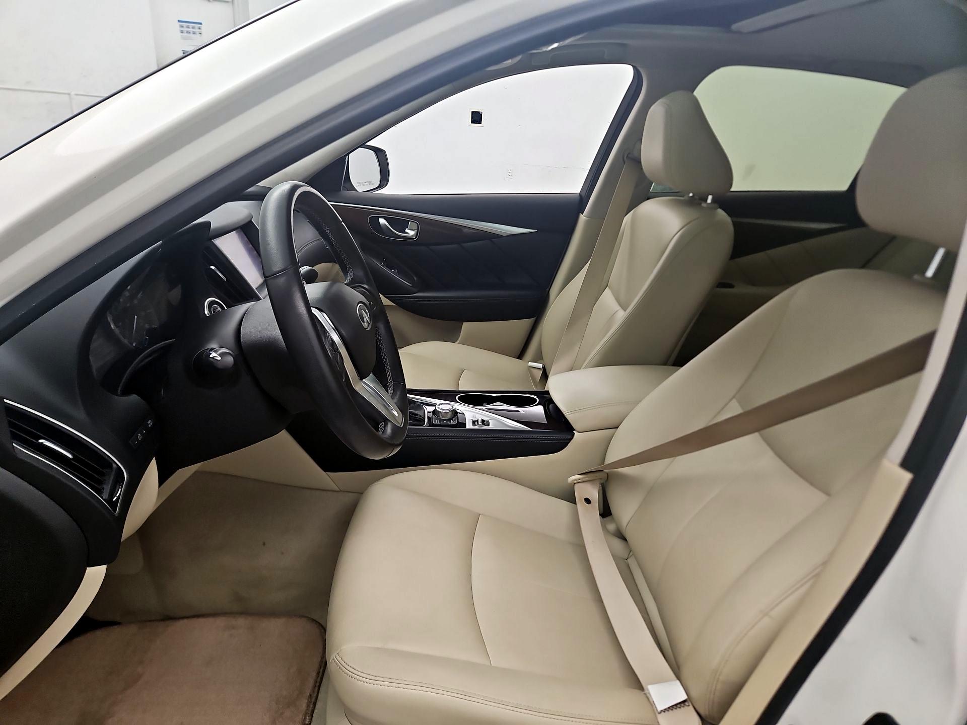 Thumbnail: 2019 INFINITI Q50 - 11