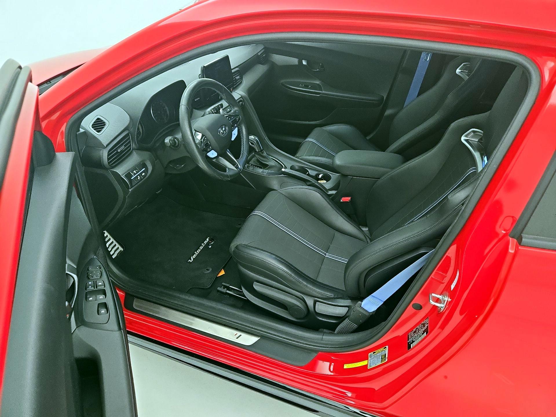 Thumbnail: 2021 Hyundai Veloster - 11